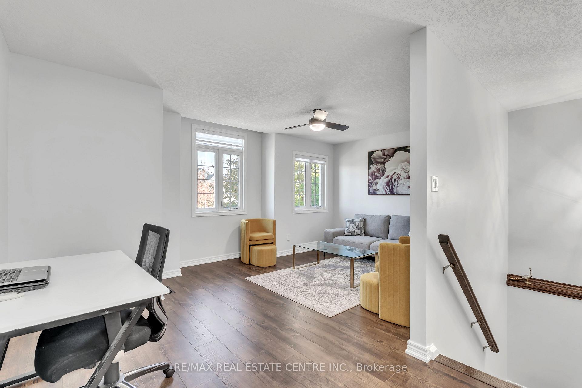 Photo 17 of 48 Isaiah Drive W, Kitchener — HOMEH