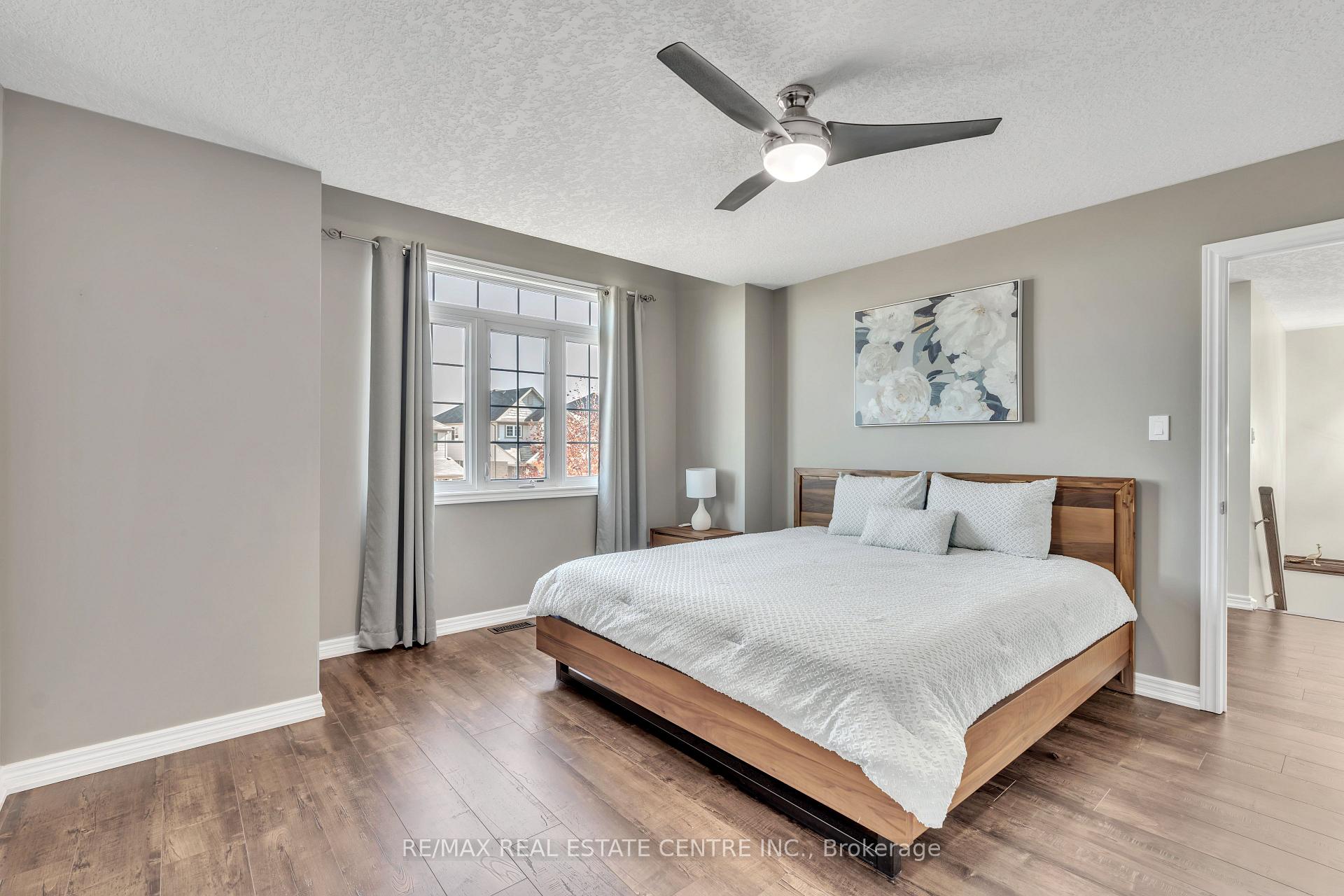 Photo 20 of 48 Isaiah Drive W, Kitchener — HOMEH