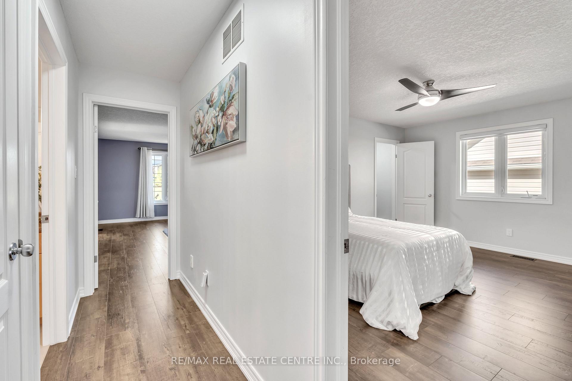 Photo 24 of 48 Isaiah Drive W, Kitchener — HOMEH