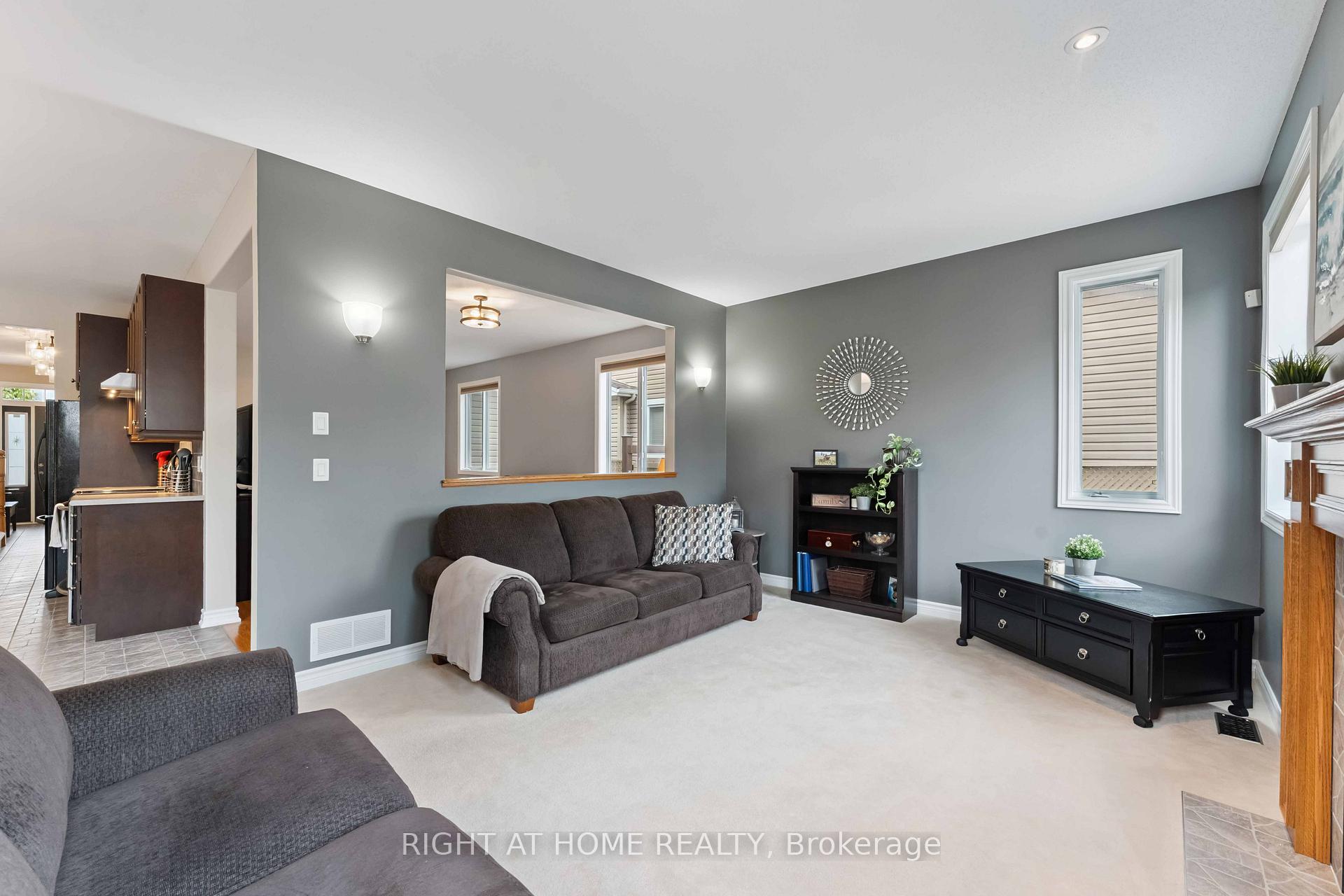 Photo 18 of 220 Celtic Ridge Crescent, Ottawa, Kanata - Morgan's Grant/South March — HOMEH