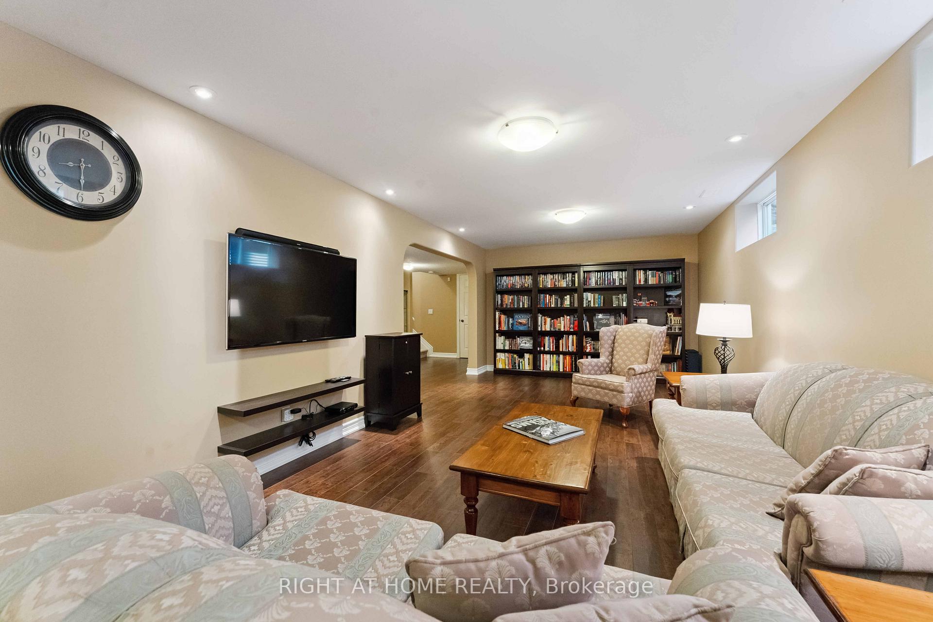 Photo 38 of 220 Celtic Ridge Crescent, Ottawa, Kanata - Morgan's Grant/South March — HOMEH