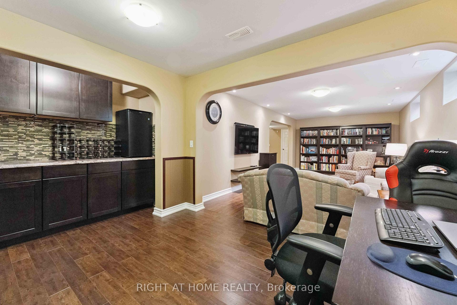 Photo 39 of 220 Celtic Ridge Crescent, Ottawa, Kanata - Morgan's Grant/South March — HOMEH