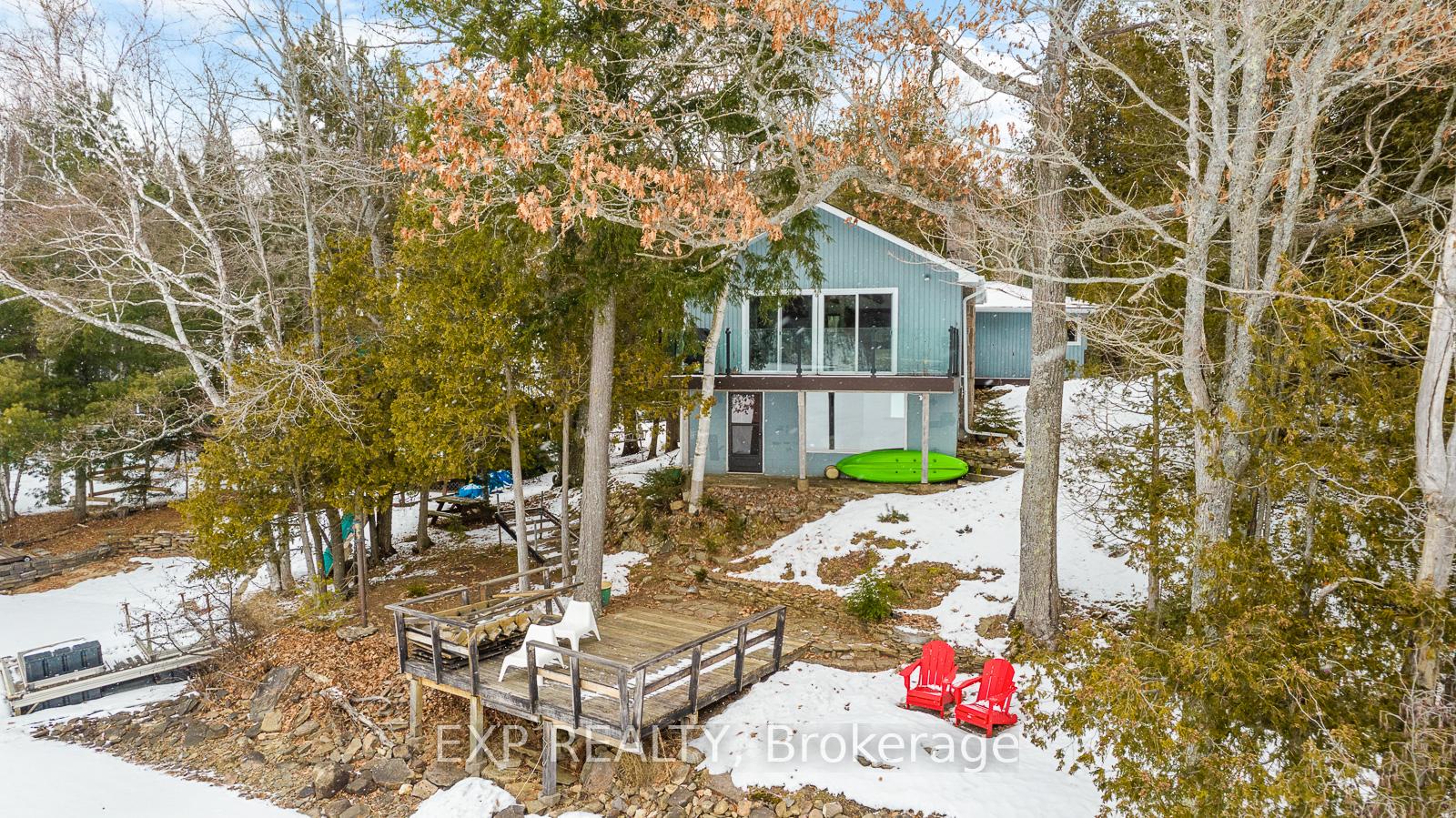 Front of 1104 Fairfield Bay Drive