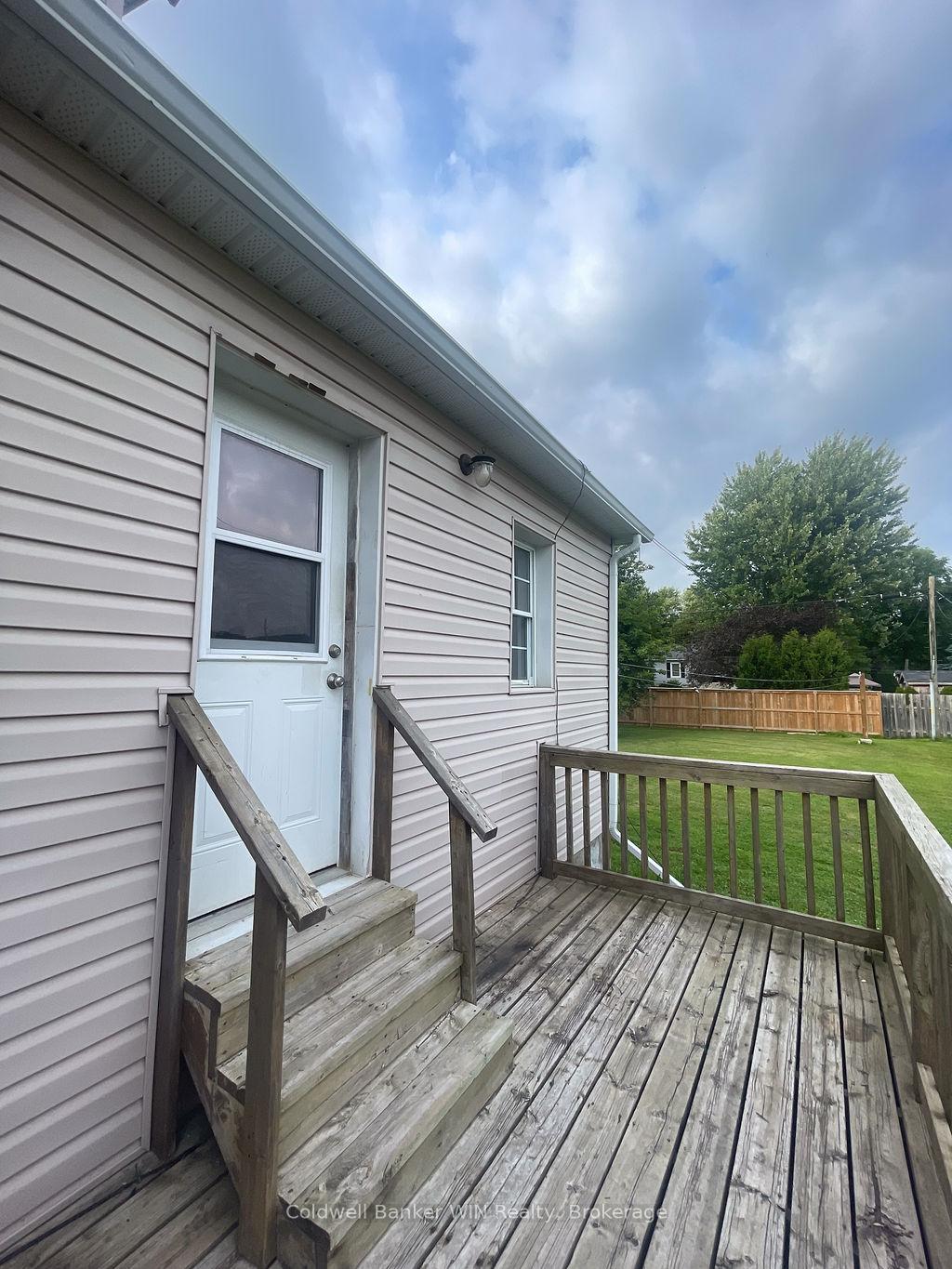 Photo 2 of Unit 2, 16 Queen Street N, Minto — HOMEH