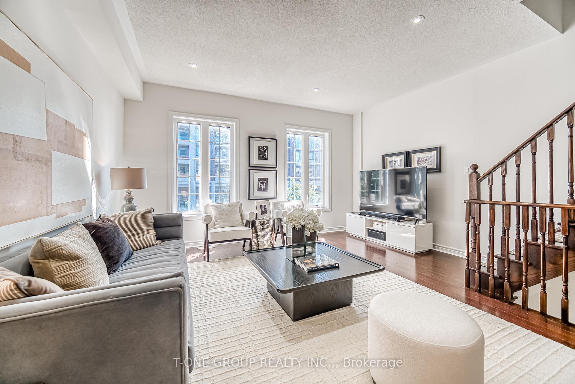 Photo 10 of 20 Orca Drive, Markham, Wismer — HOMEH