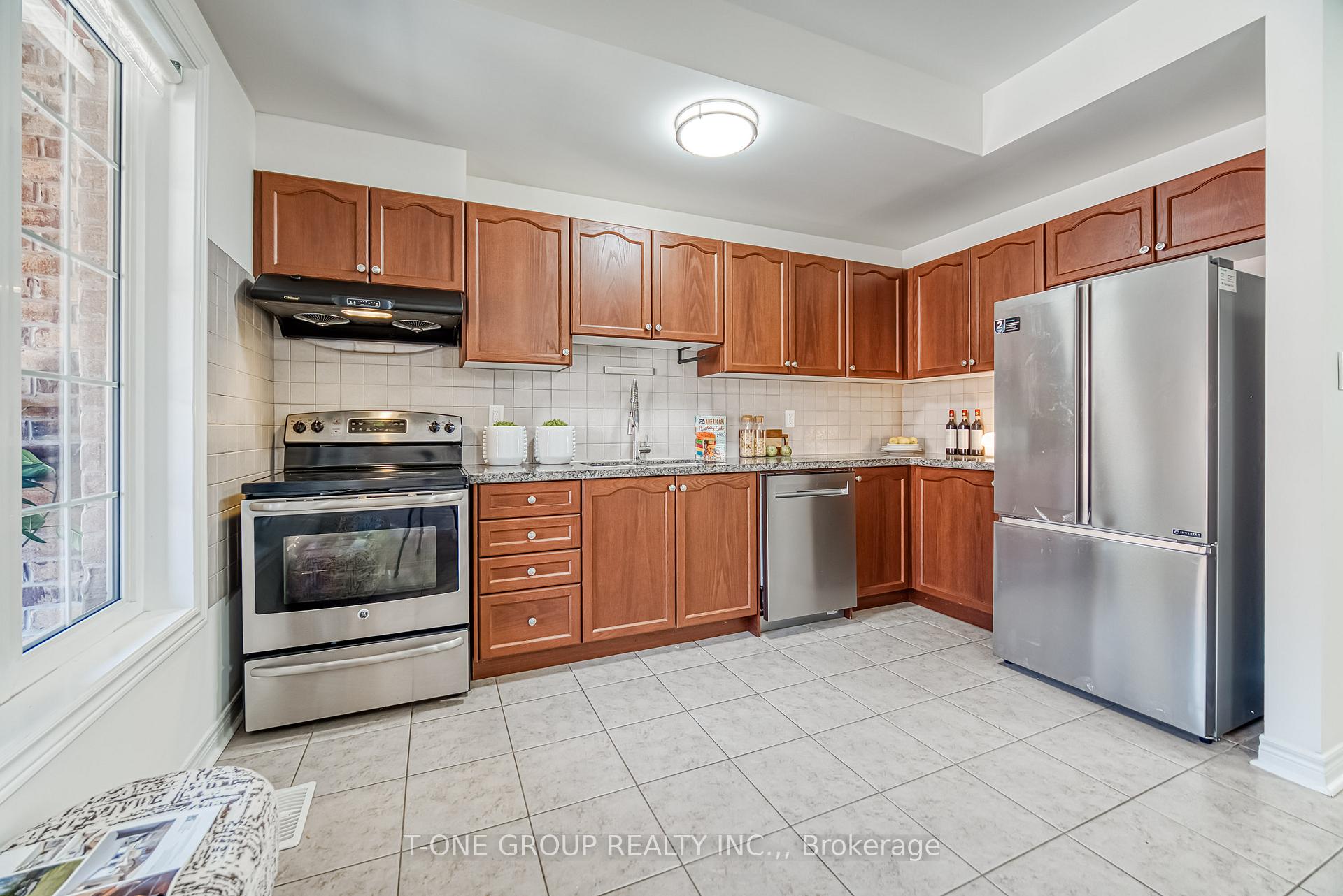 Photo 17 of 20 Orca Drive, Markham, Wismer — HOMEH
