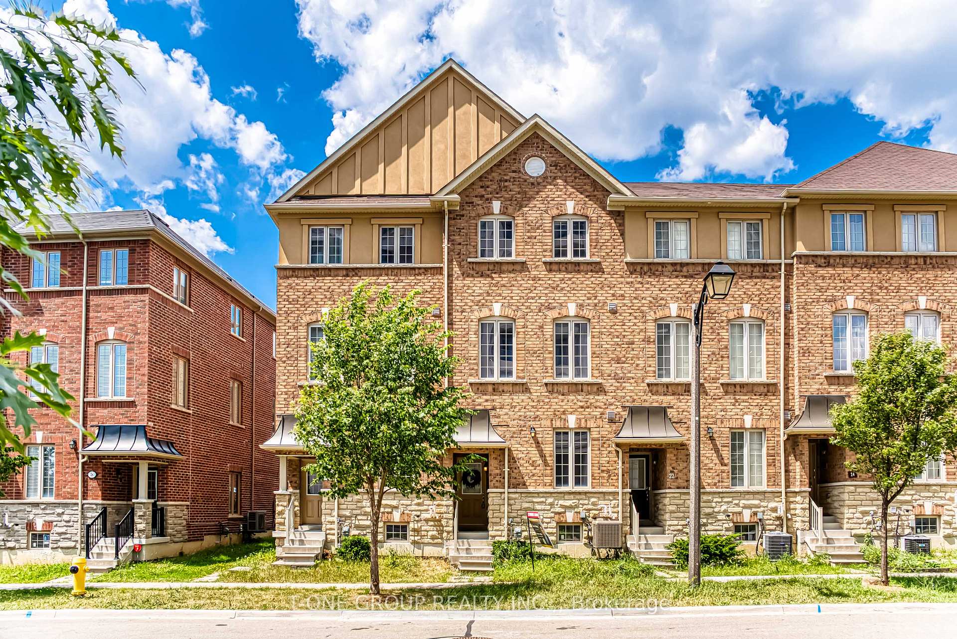 Photo 40 of 20 Orca Drive, Markham, Wismer — HOMEH