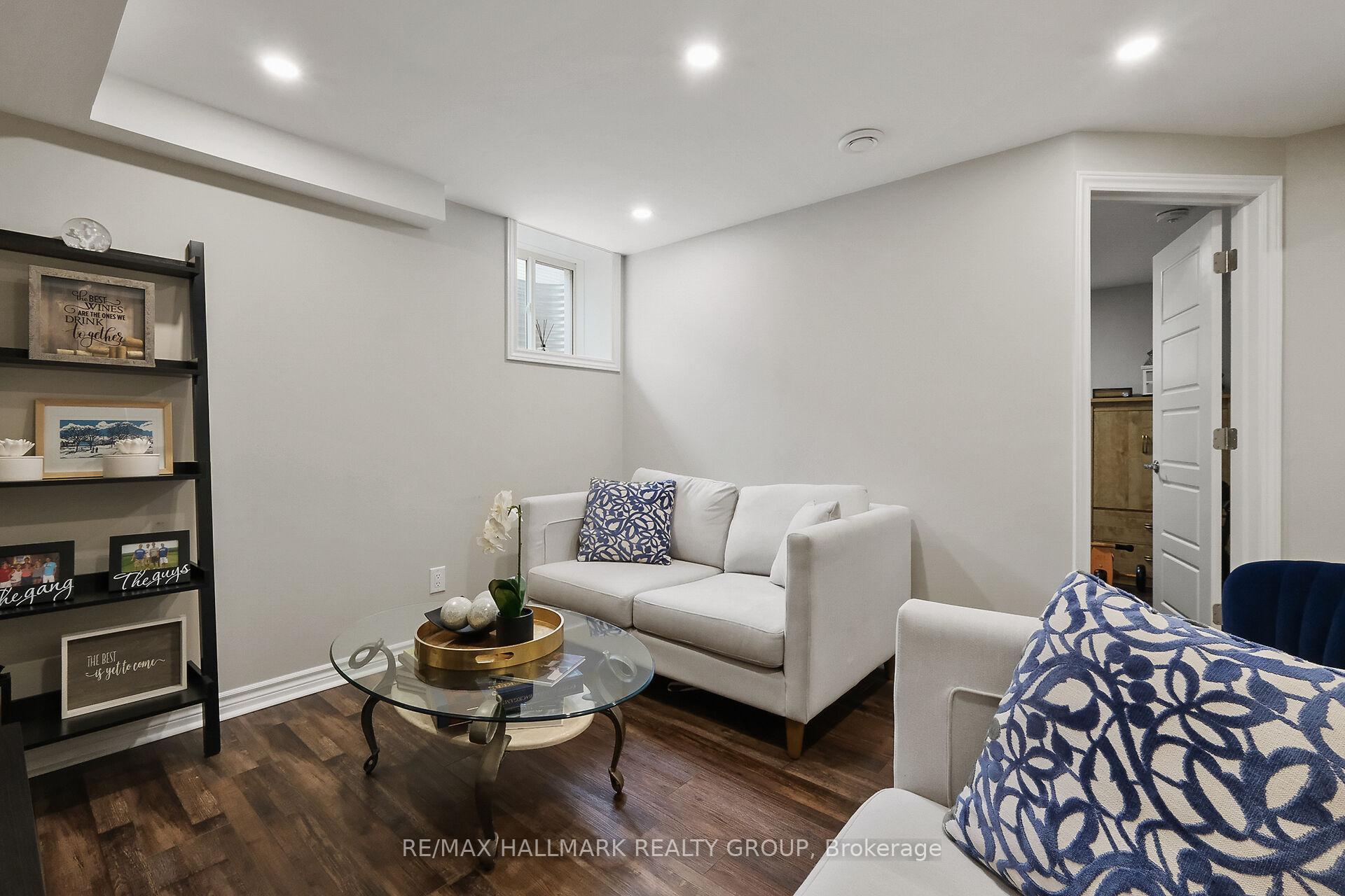 Photo 23 of 995 Shimmerton Circle, Ottawa, Kanata - Emerald Meadows/Trailwest — HOMEH