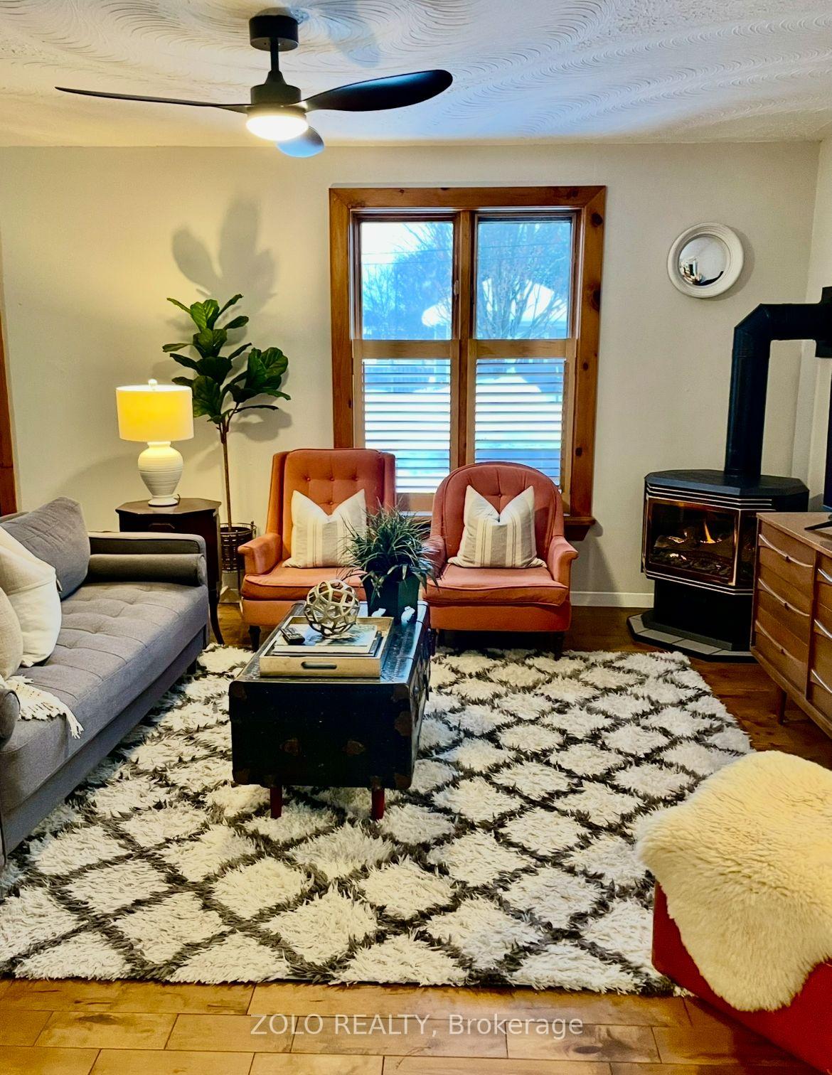 Photo 5 of 244 Hugel Avenue, Midland — HOMEH