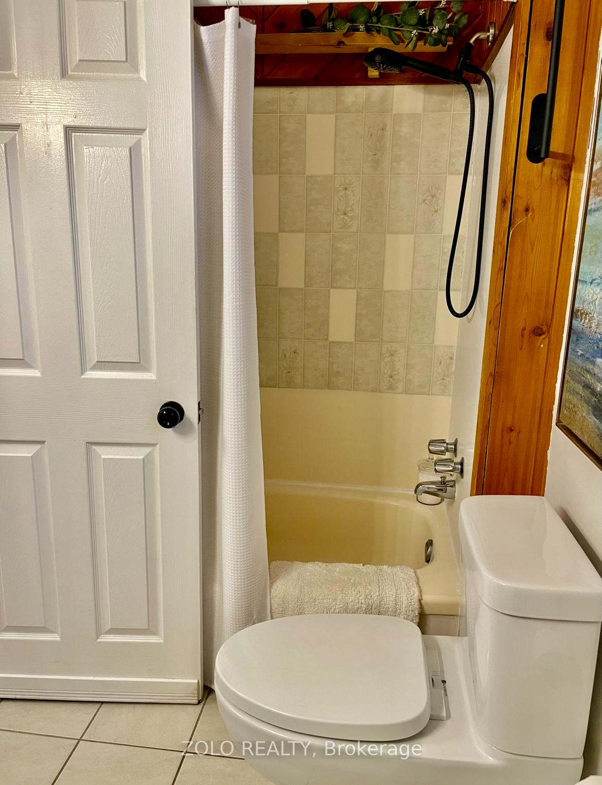 Photo 10 of 244 Hugel Avenue, Midland — HOMEH