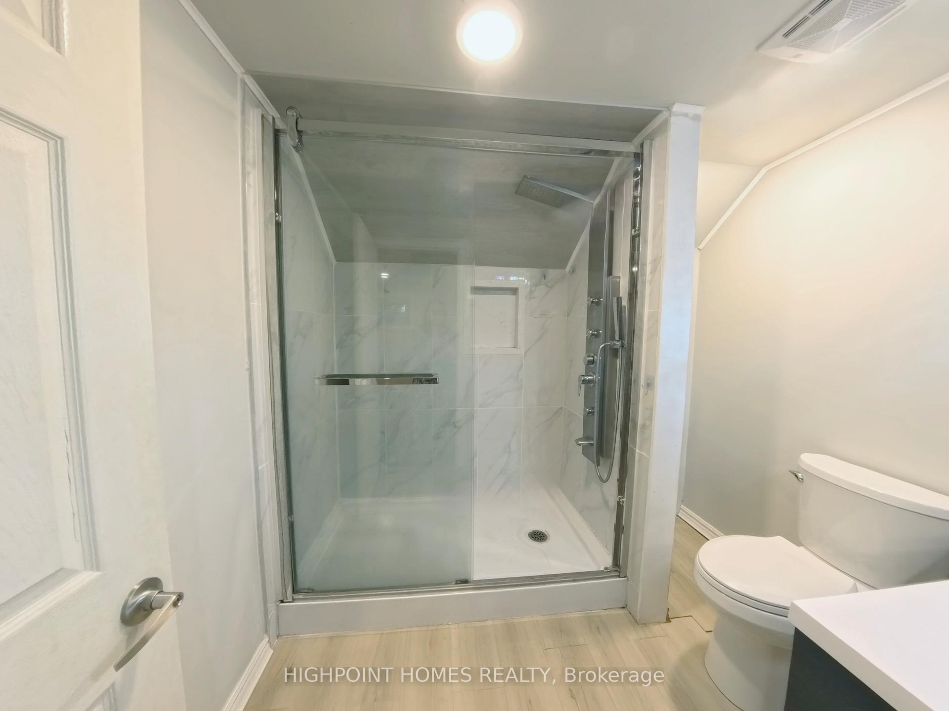 Photo 5 of Unit Basement, 56 Castle Harbour Lane, Markham, Bayview Fairway-Bayview Country Club Estates — HOMEH