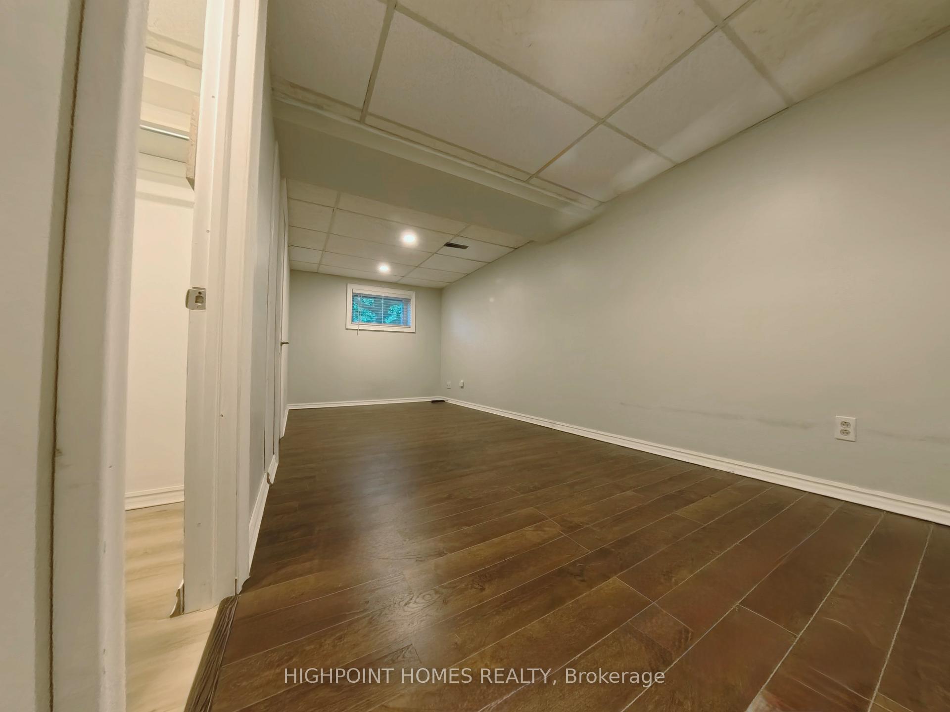 Photo 8 of Unit Basement, 56 Castle Harbour Lane, Markham, Bayview Fairway-Bayview Country Club Estates — HOMEH
