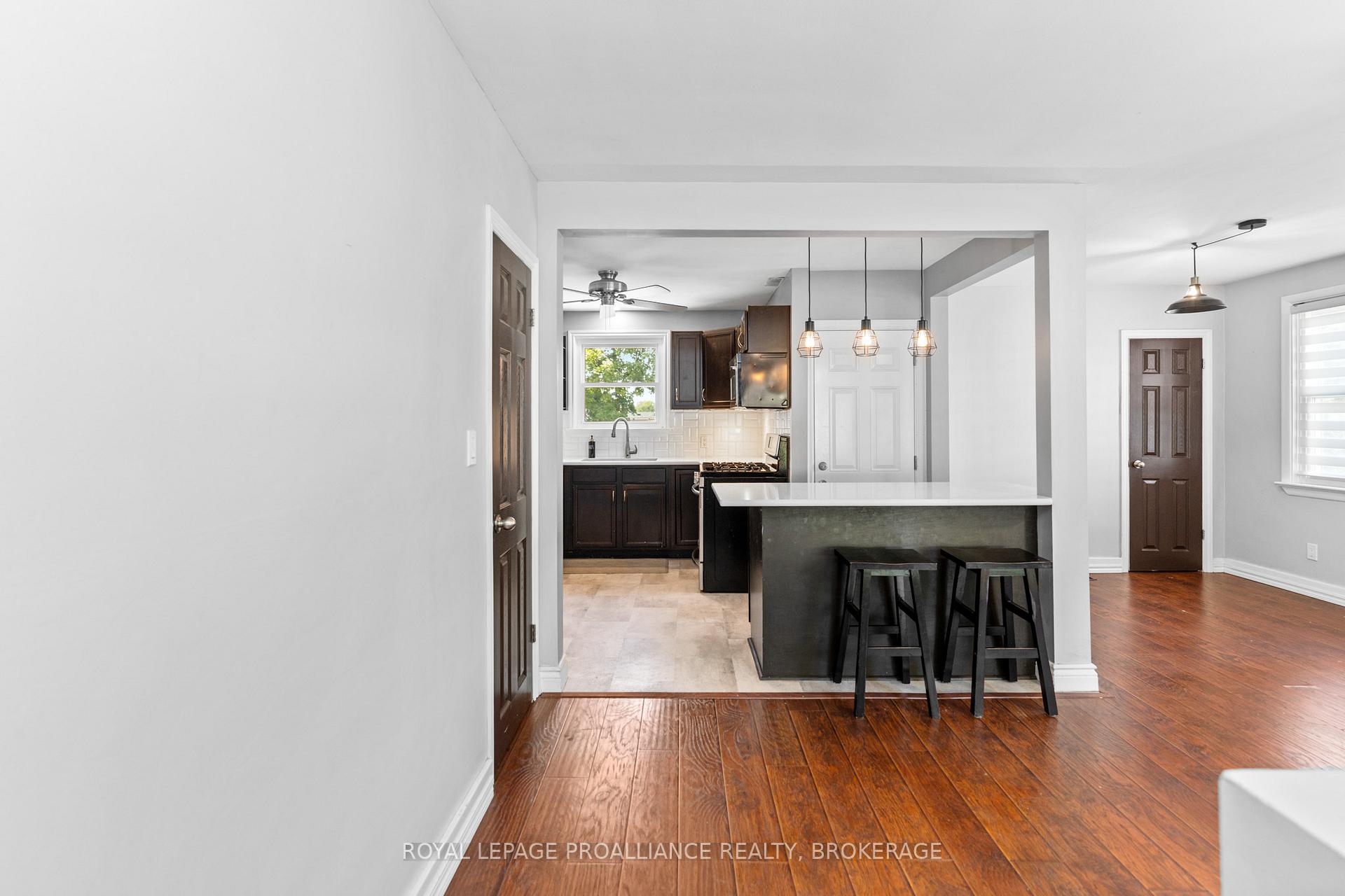Photo 3 of 170 Indian Road, Kingston, West of Sir John A. Blvd — HOMEH