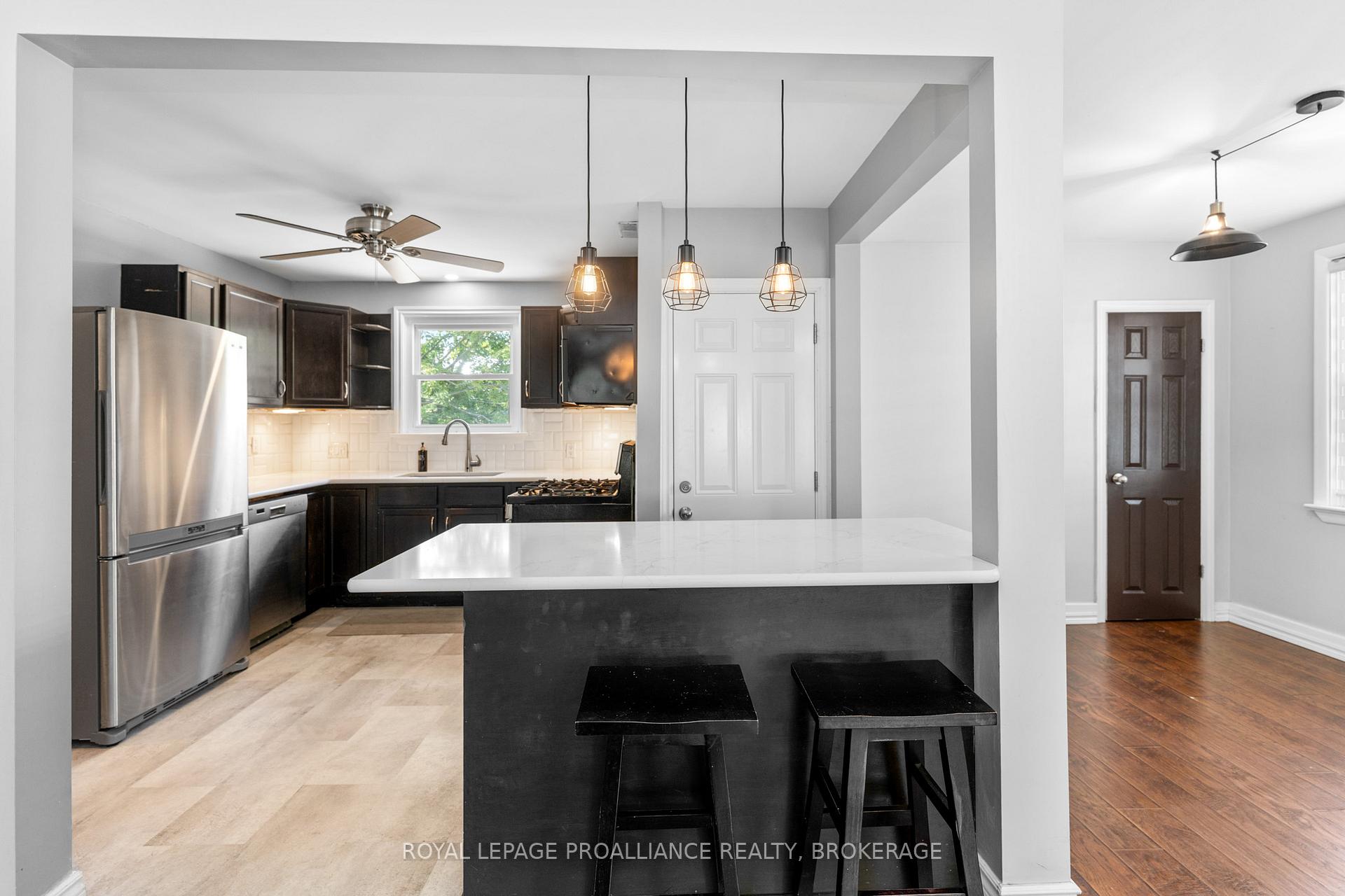 Photo 7 of 170 Indian Road, Kingston, West of Sir John A. Blvd — HOMEH