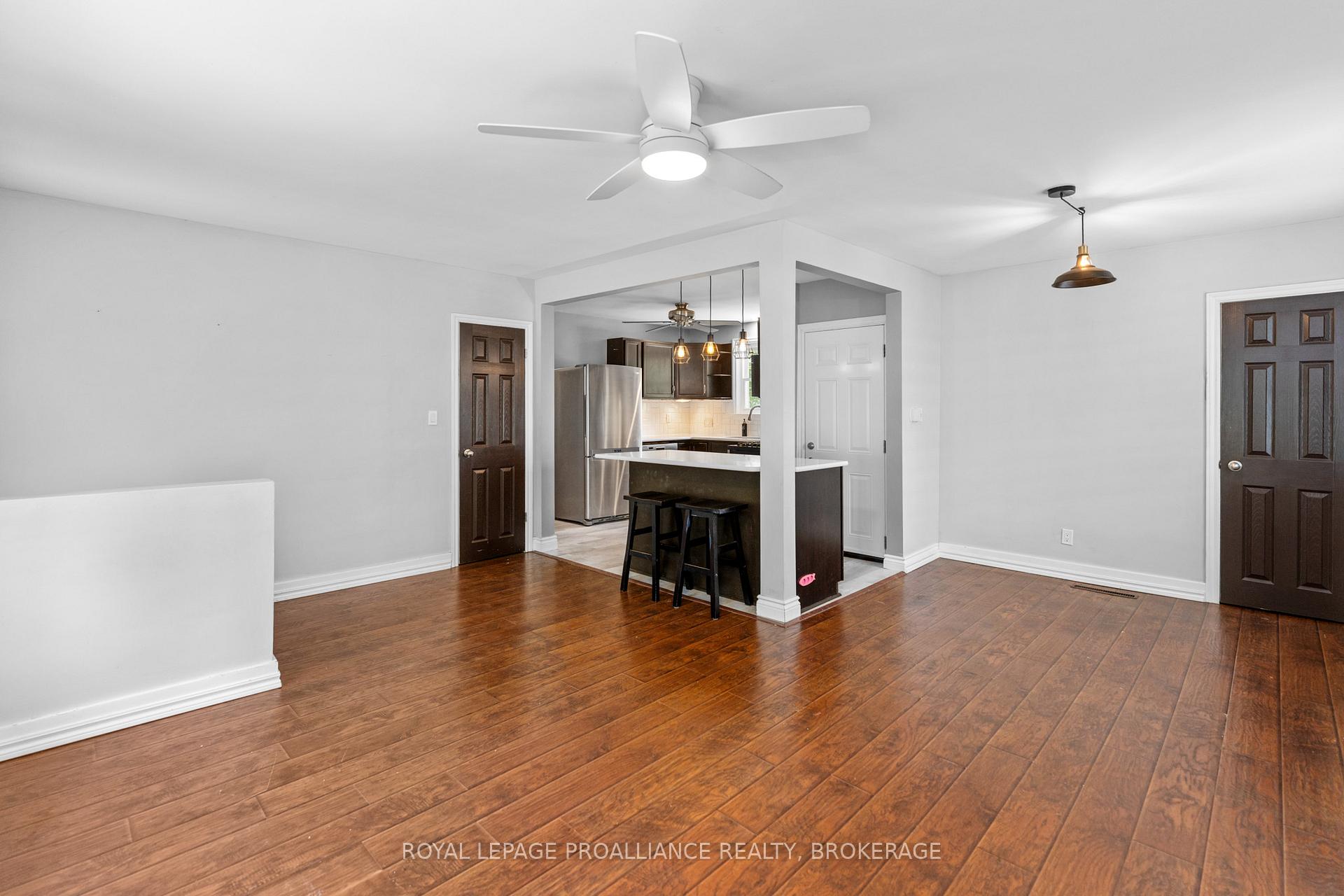 Photo 11 of 170 Indian Road, Kingston, West of Sir John A. Blvd — HOMEH