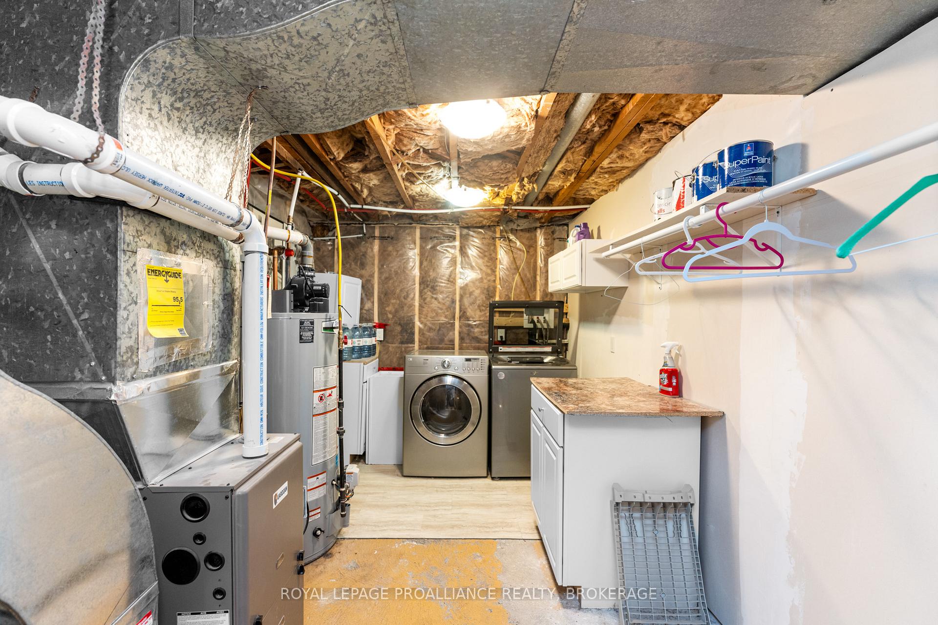Photo 22 of 170 Indian Road, Kingston, West of Sir John A. Blvd — HOMEH