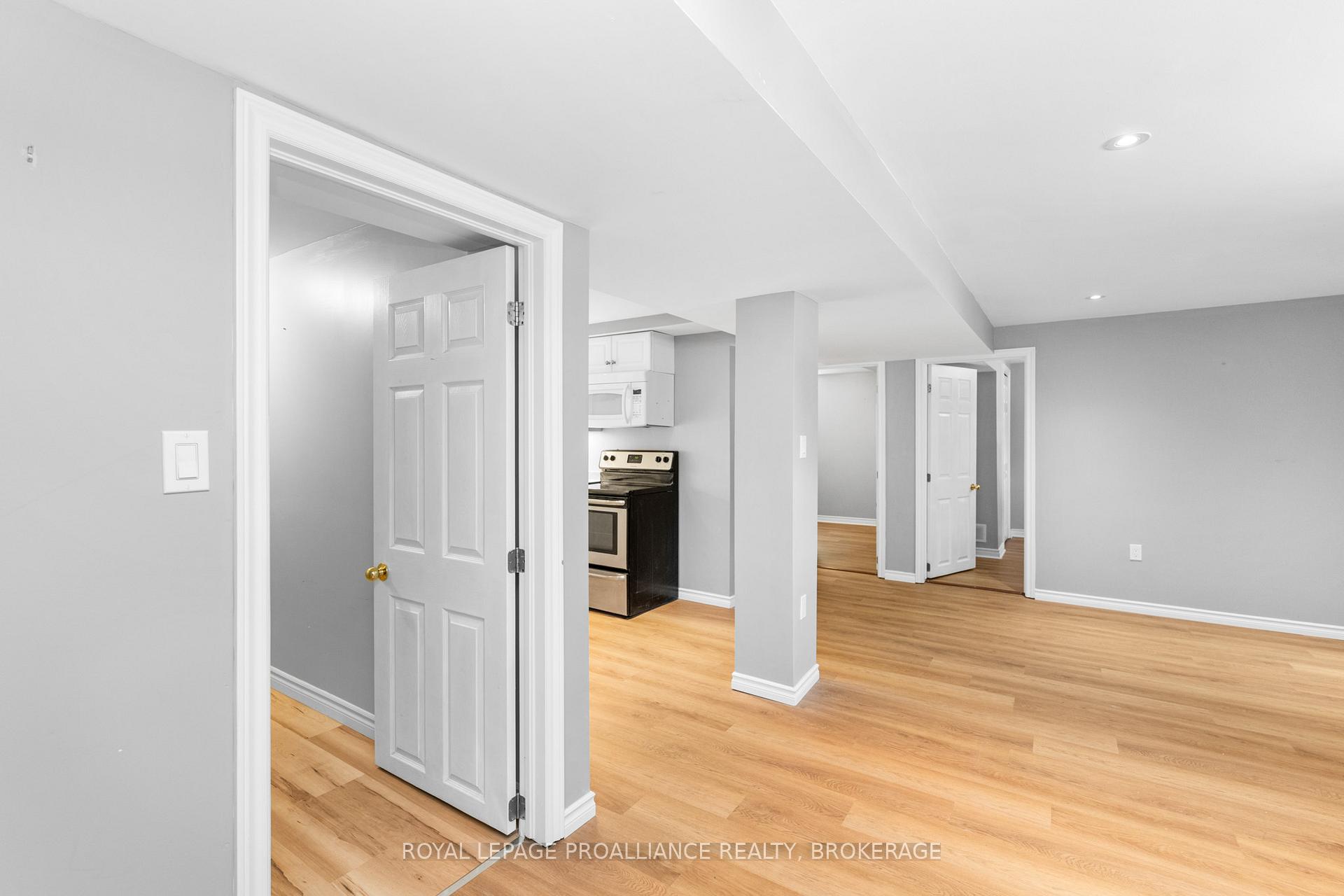 Photo 24 of 170 Indian Road, Kingston, West of Sir John A. Blvd — HOMEH