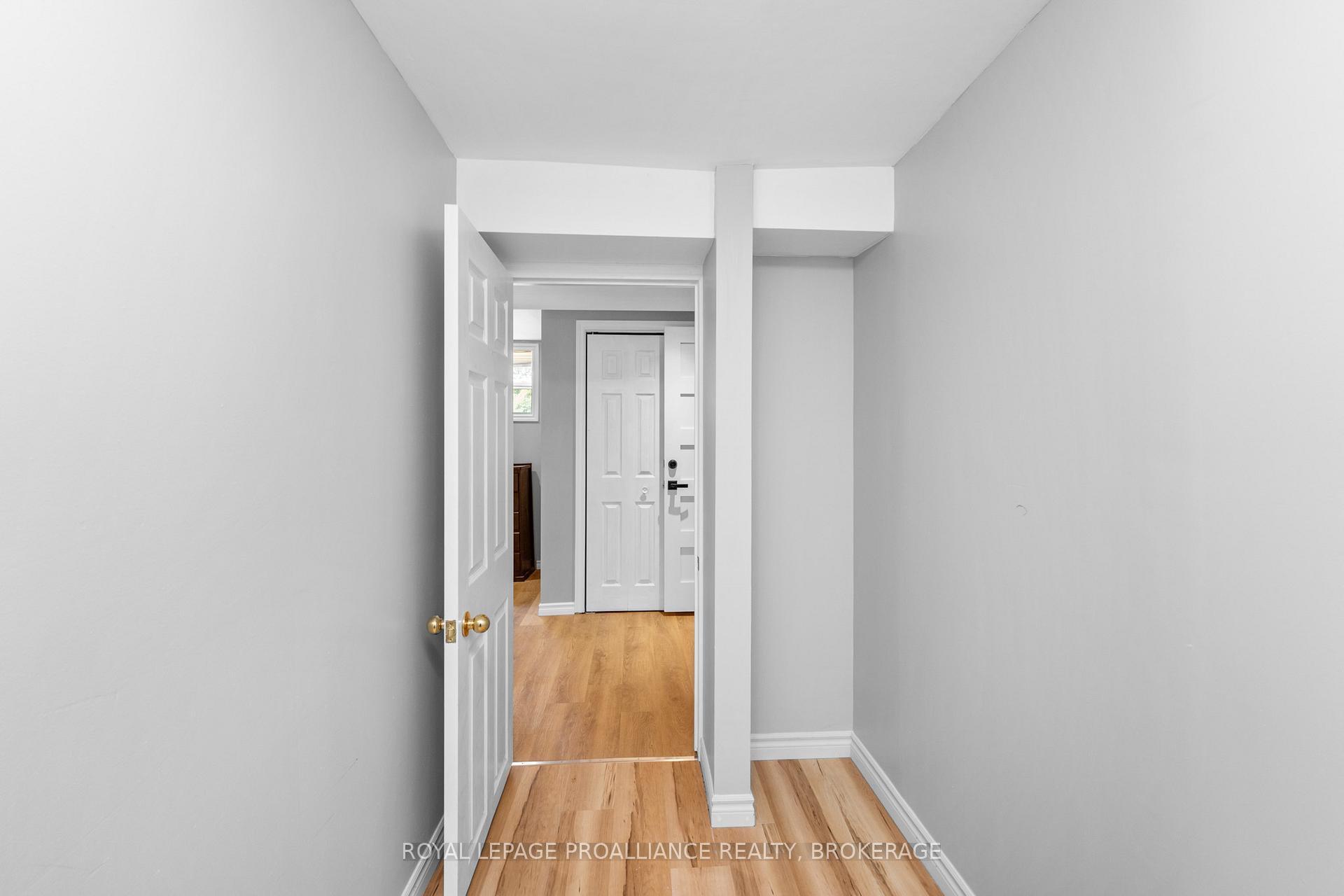 Photo 26 of 170 Indian Road, Kingston, West of Sir John A. Blvd — HOMEH