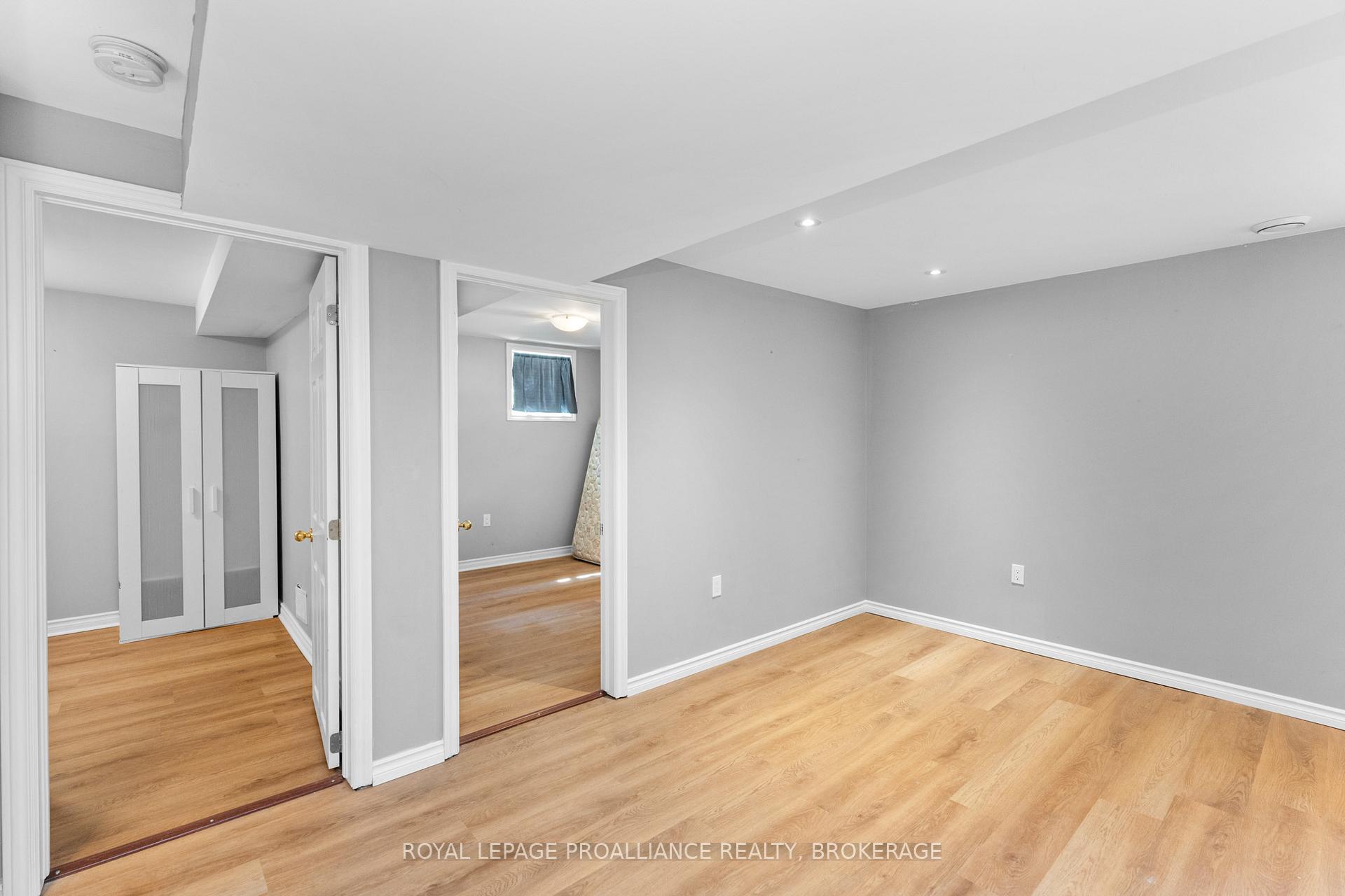 Photo 31 of 170 Indian Road, Kingston, West of Sir John A. Blvd — HOMEH