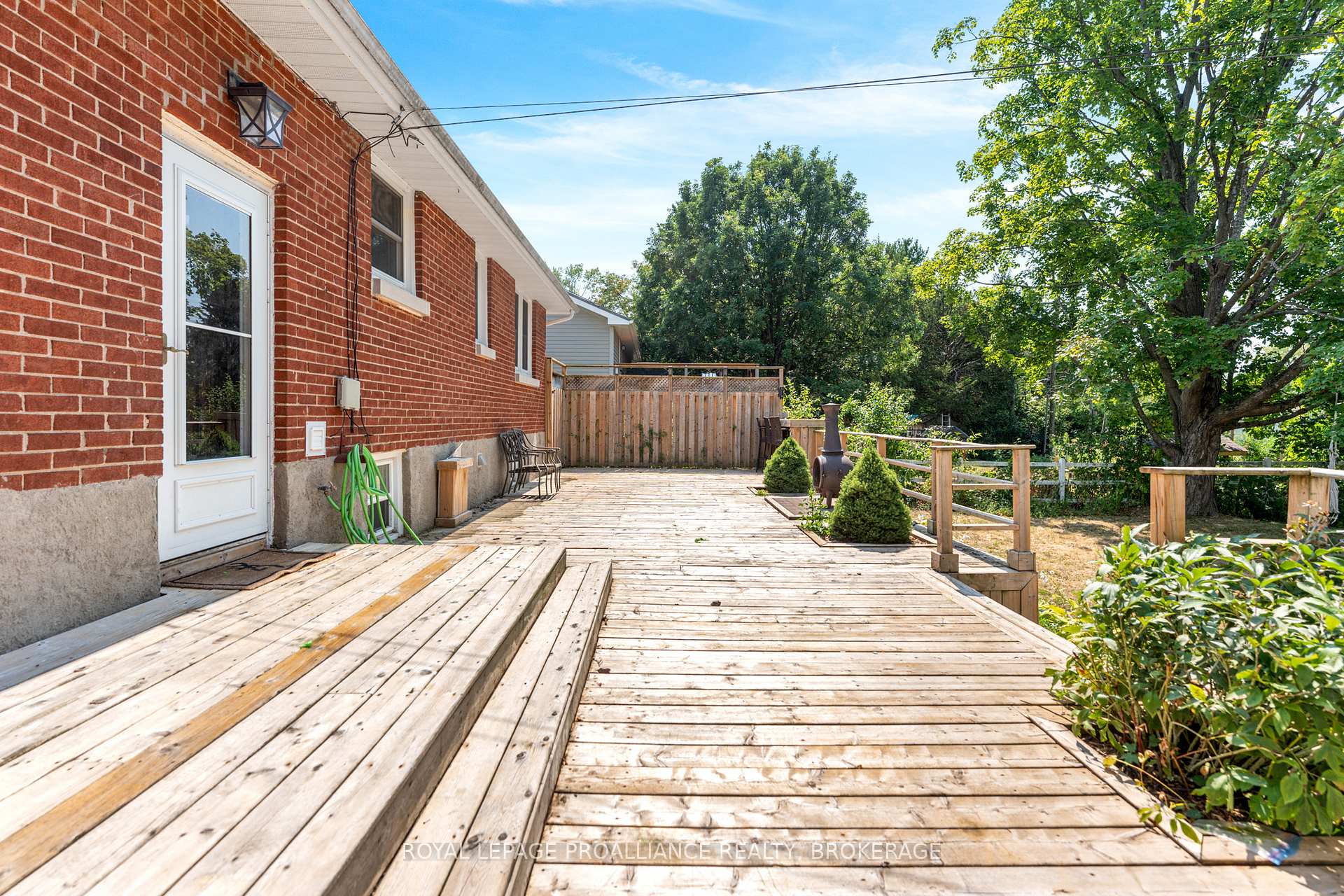 Photo 38 of 170 Indian Road, Kingston, West of Sir John A. Blvd — HOMEH
