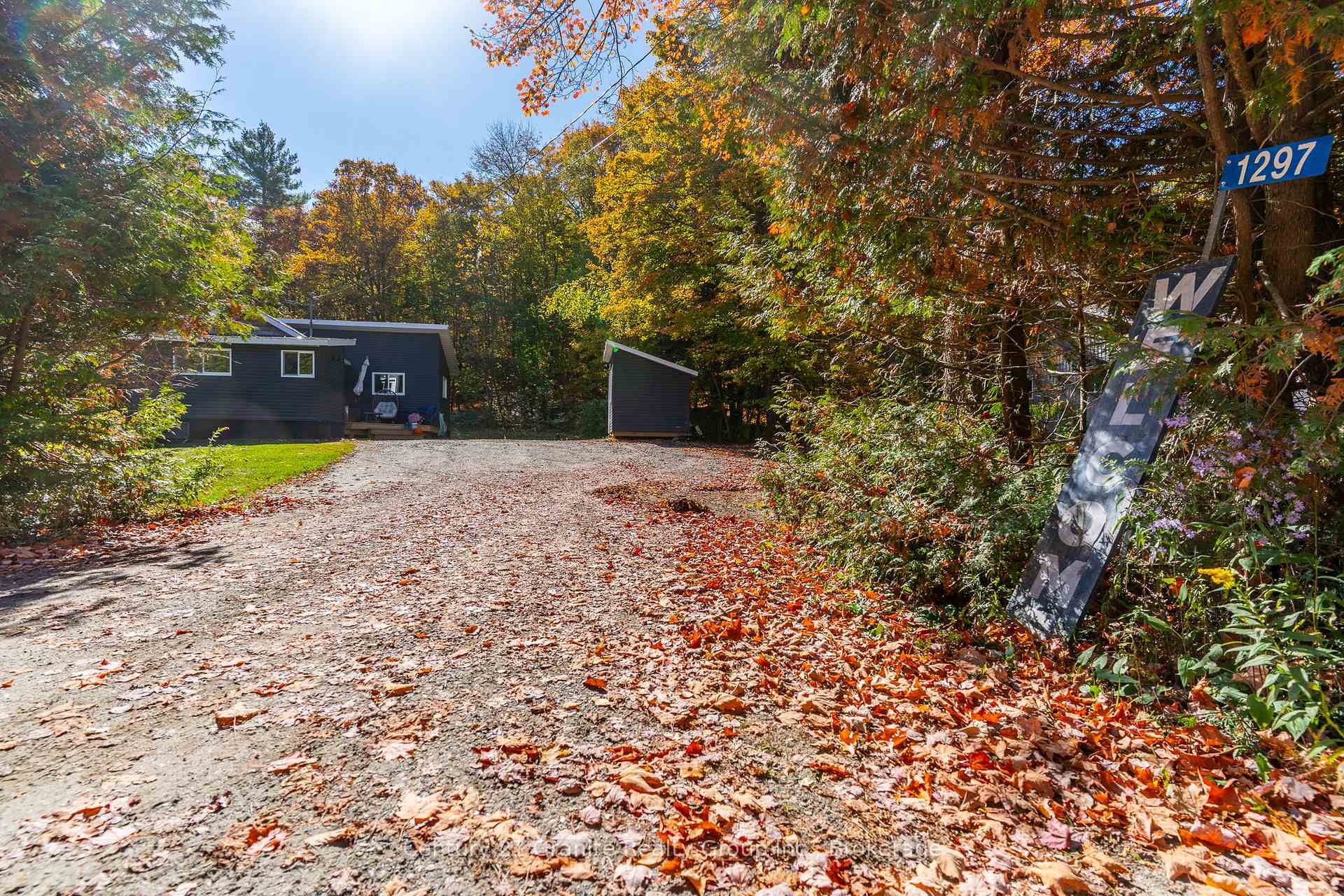Photo 2 of 1297 Hamilton Road, Minden Hills, Snowdon — HOMEH