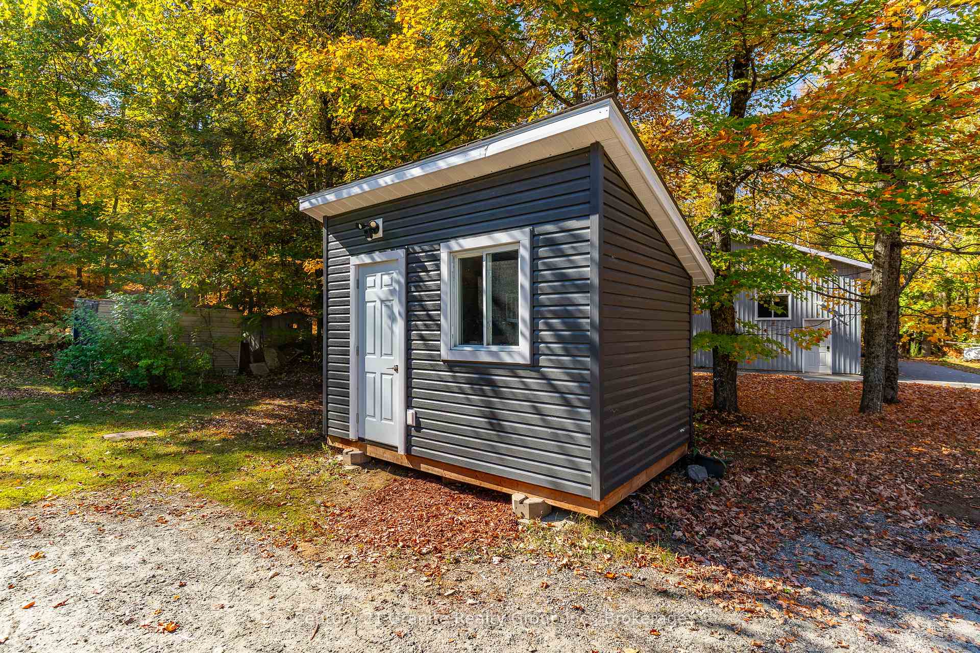 Photo 21 of 1297 Hamilton Road, Minden Hills, Snowdon — HOMEH