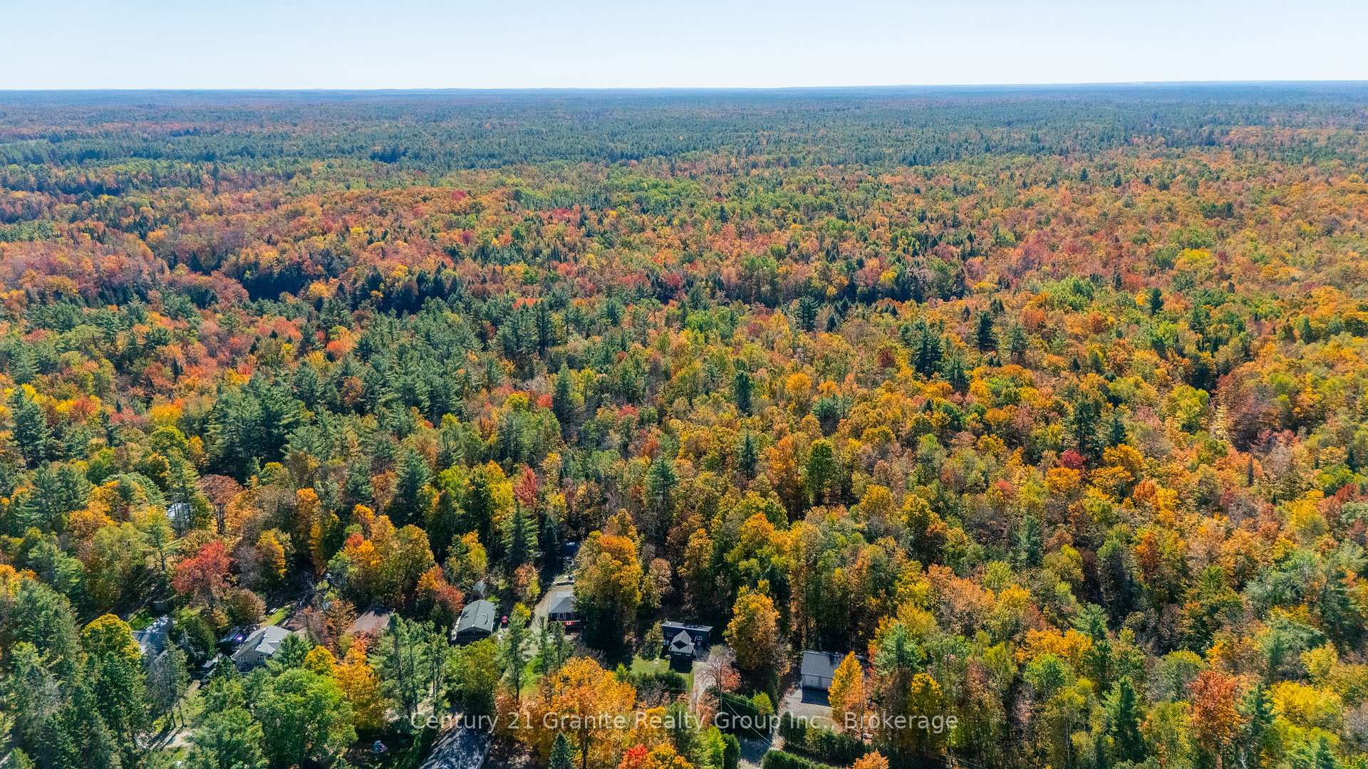 Photo 24 of 1297 Hamilton Road, Minden Hills, Snowdon — HOMEH