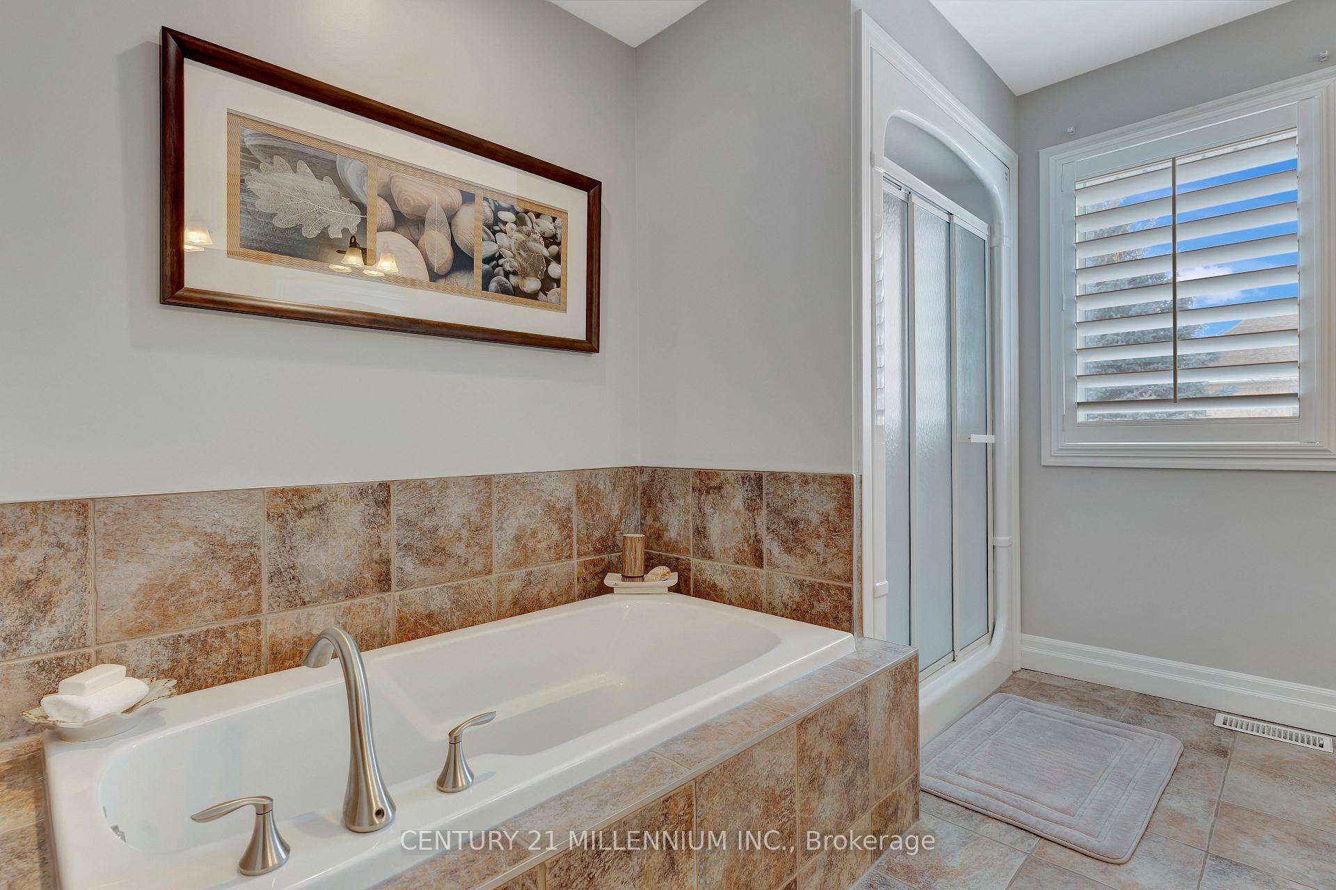 Photo 31 of 7 Jacob Gingrich Drive, Kitchener — HOMEH