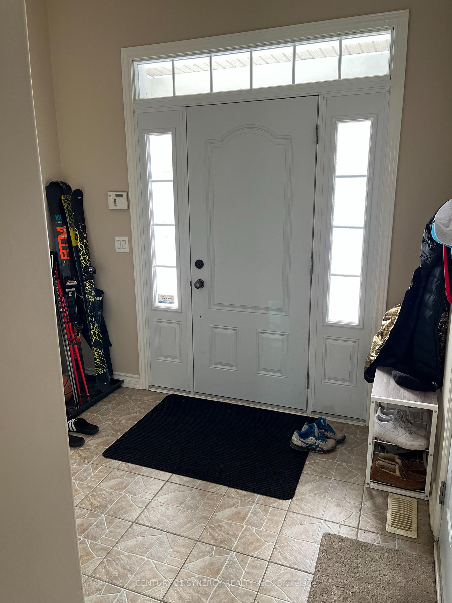 Photo 2 of 347 Glenbrae Avenue, Ottawa, Kanata - Morgan's Grant/South March — HOMEH