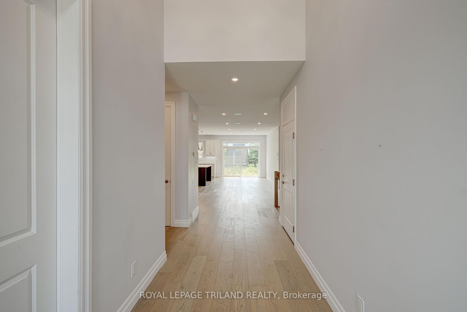 Photo 3 of Unit 131, 9861 Glendon Drive, Middlesex Centre, Komoka — HOMEH