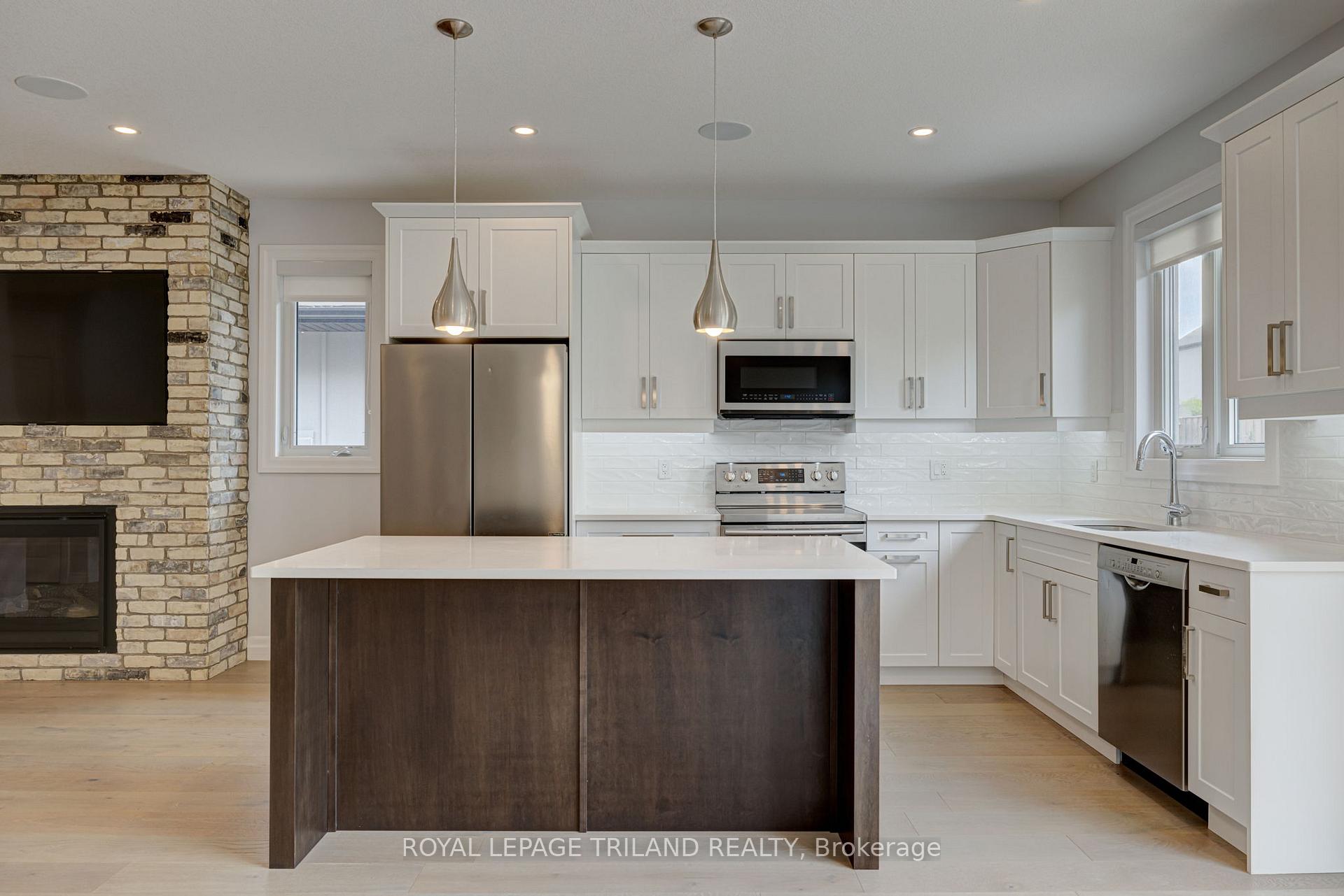 Photo 9 of Unit 131, 9861 Glendon Drive, Middlesex Centre, Komoka — HOMEH