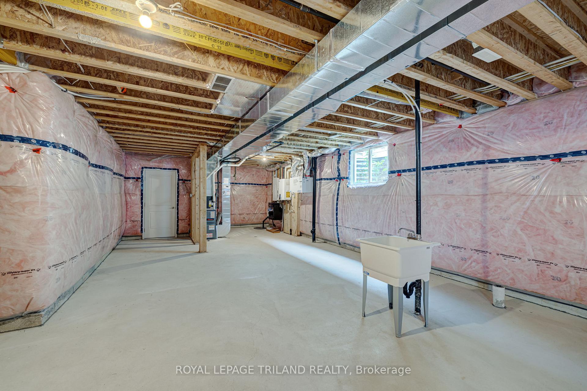 Photo 27 of Unit 131, 9861 Glendon Drive, Middlesex Centre, Komoka — HOMEH