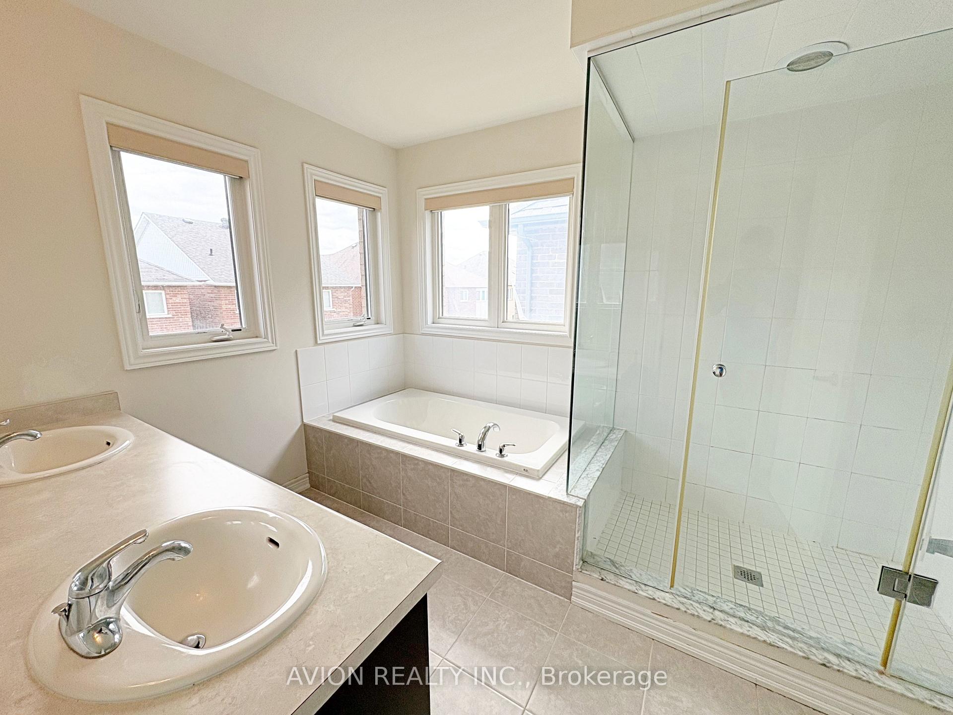 Photo 13 of 68 Collier Crescent, Markham, Wismer — HOMEH