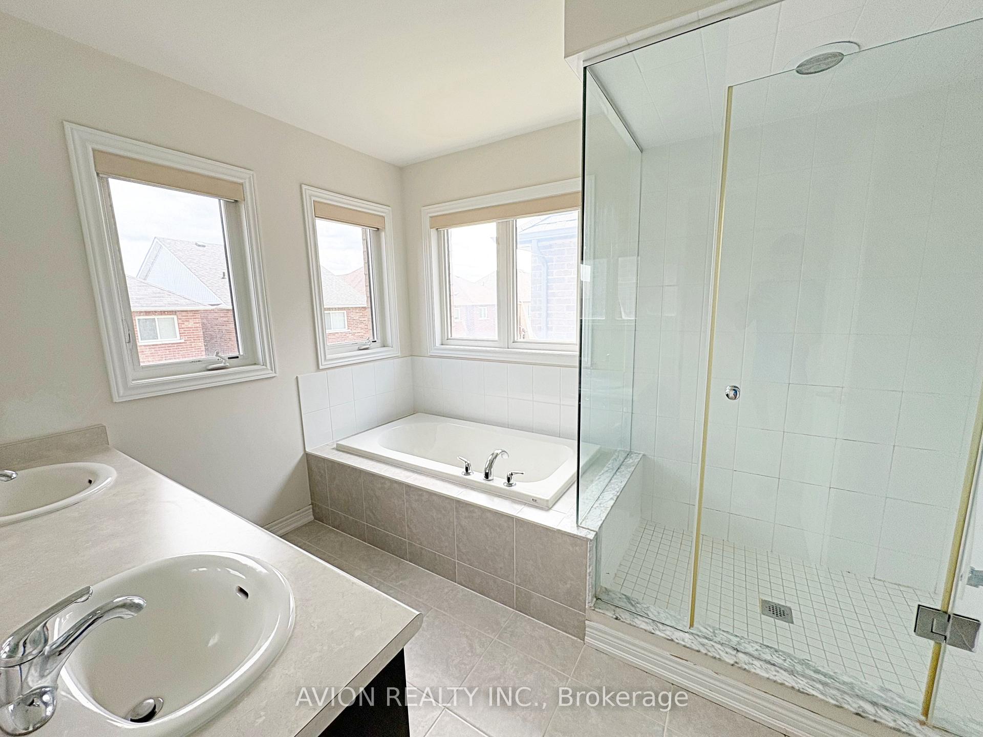 Photo 15 of 68 Collier Crescent, Markham, Wismer — HOMEH