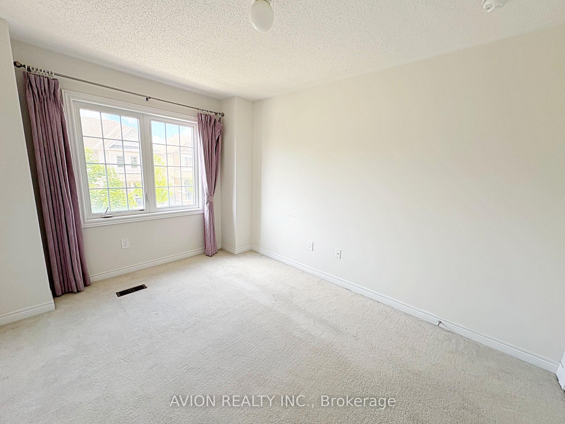 Photo 18 of 68 Collier Crescent, Markham, Wismer — HOMEH