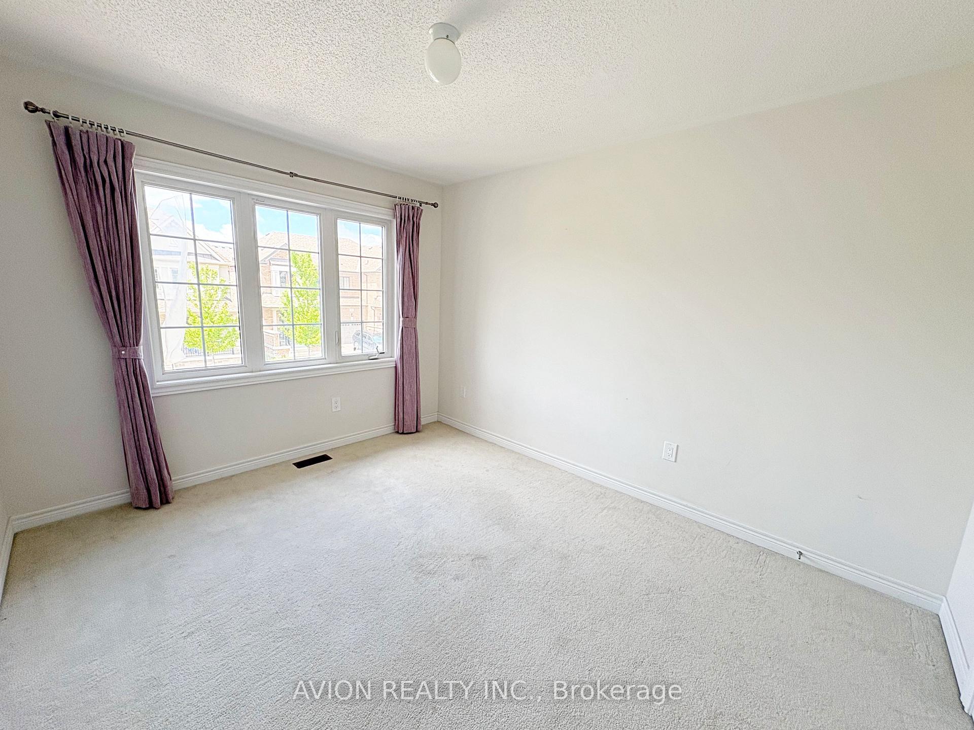 Photo 19 of 68 Collier Crescent, Markham, Wismer — HOMEH