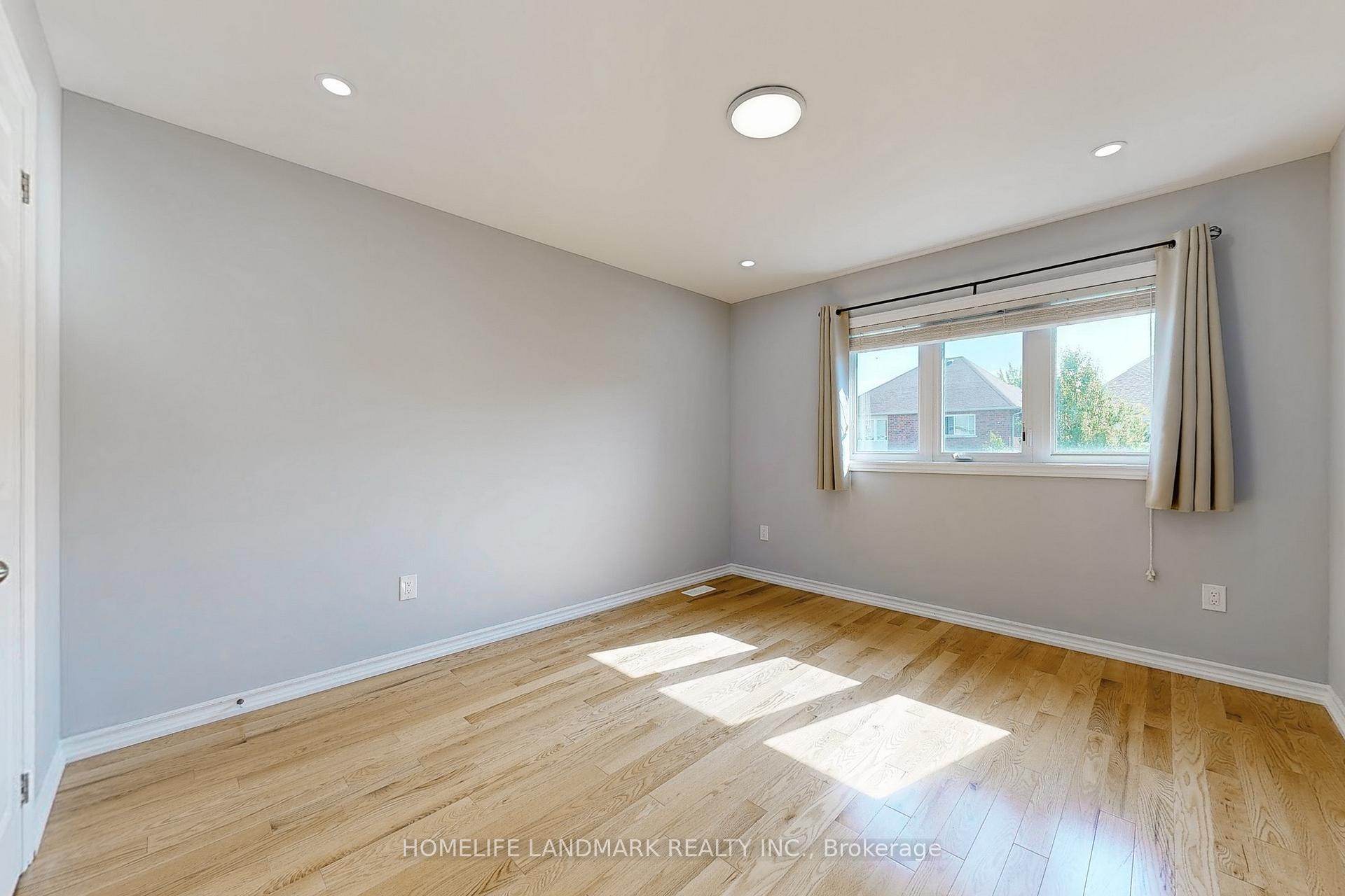 Photo 15 of 102 Evershot Crescent, Markham, Wismer — HOMEH