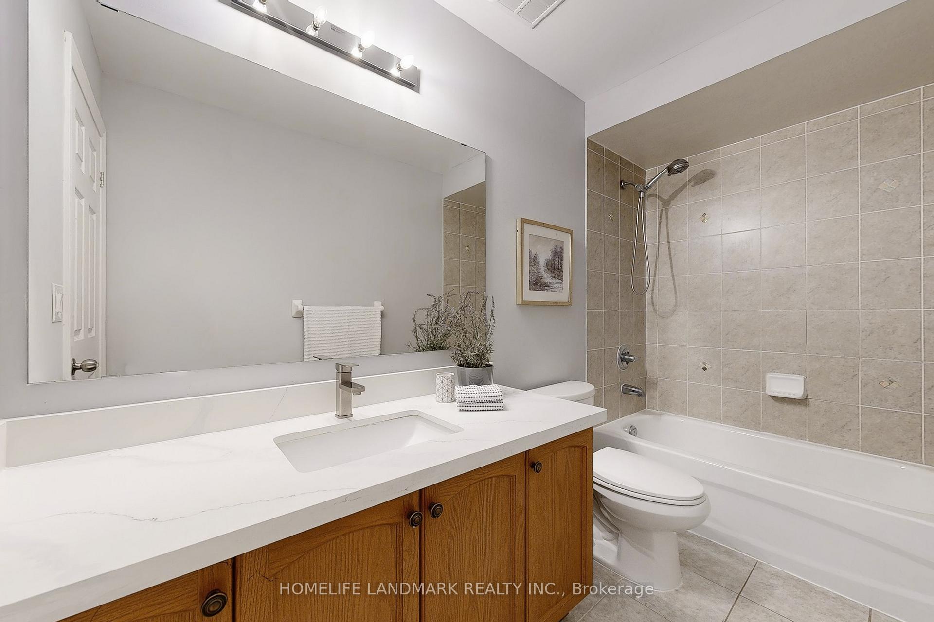 Photo 19 of 102 Evershot Crescent, Markham, Wismer — HOMEH