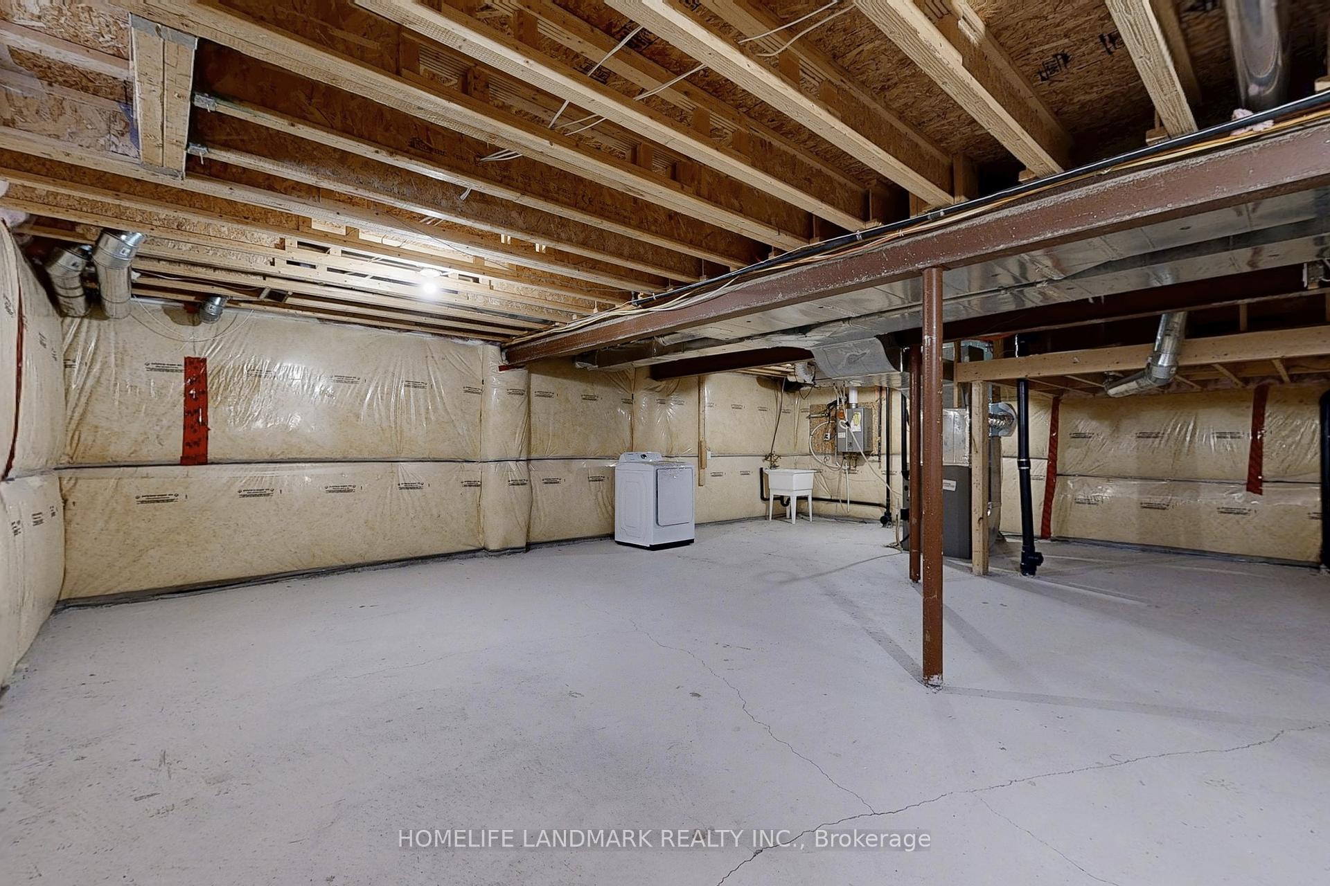 Photo 21 of 102 Evershot Crescent, Markham, Wismer — HOMEH