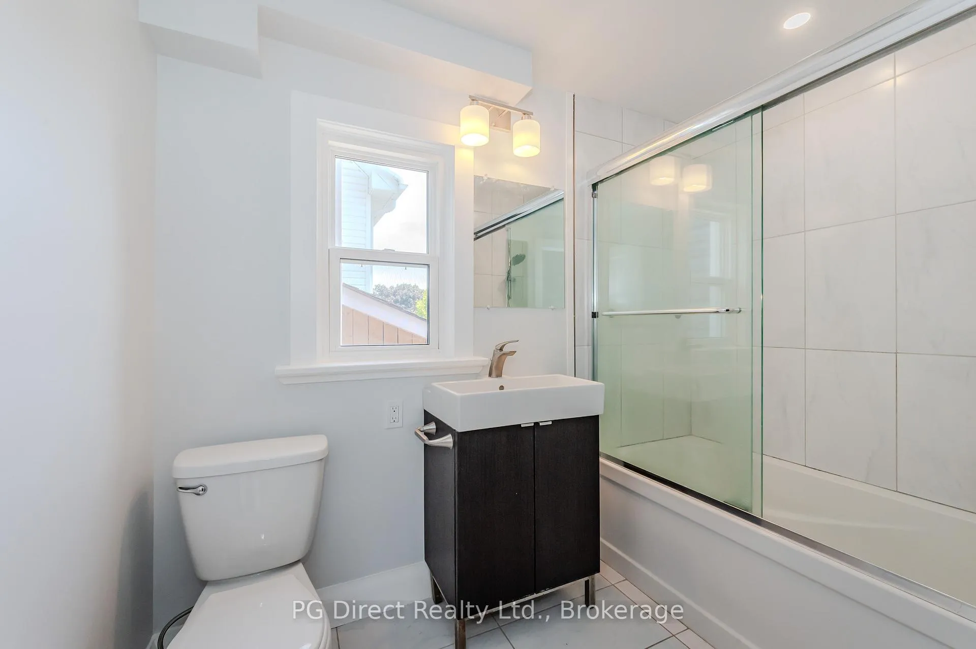 Photo 9 of 297 Ottawa Street S, Kitchener, Downtown/Rockway/S. Ward — HOMEH