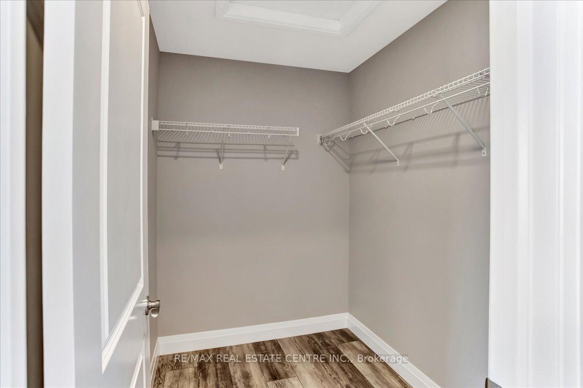 Photo 19 of Unit #1, 182 Bridge Crescent, Minto — HOMEH
