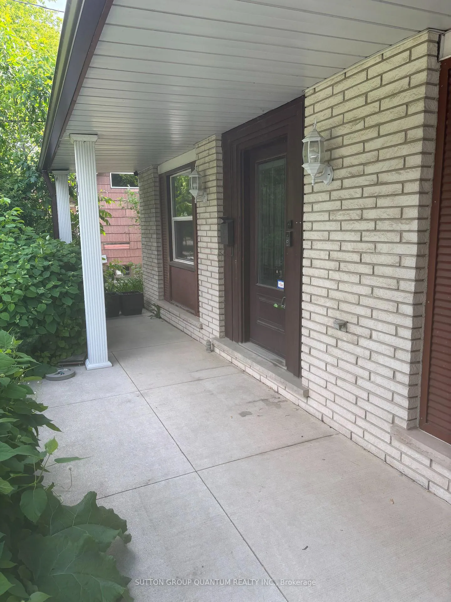 Photo 2 of 72 Teal Avenue, Hamilton, Stoney Creek — HOMEH