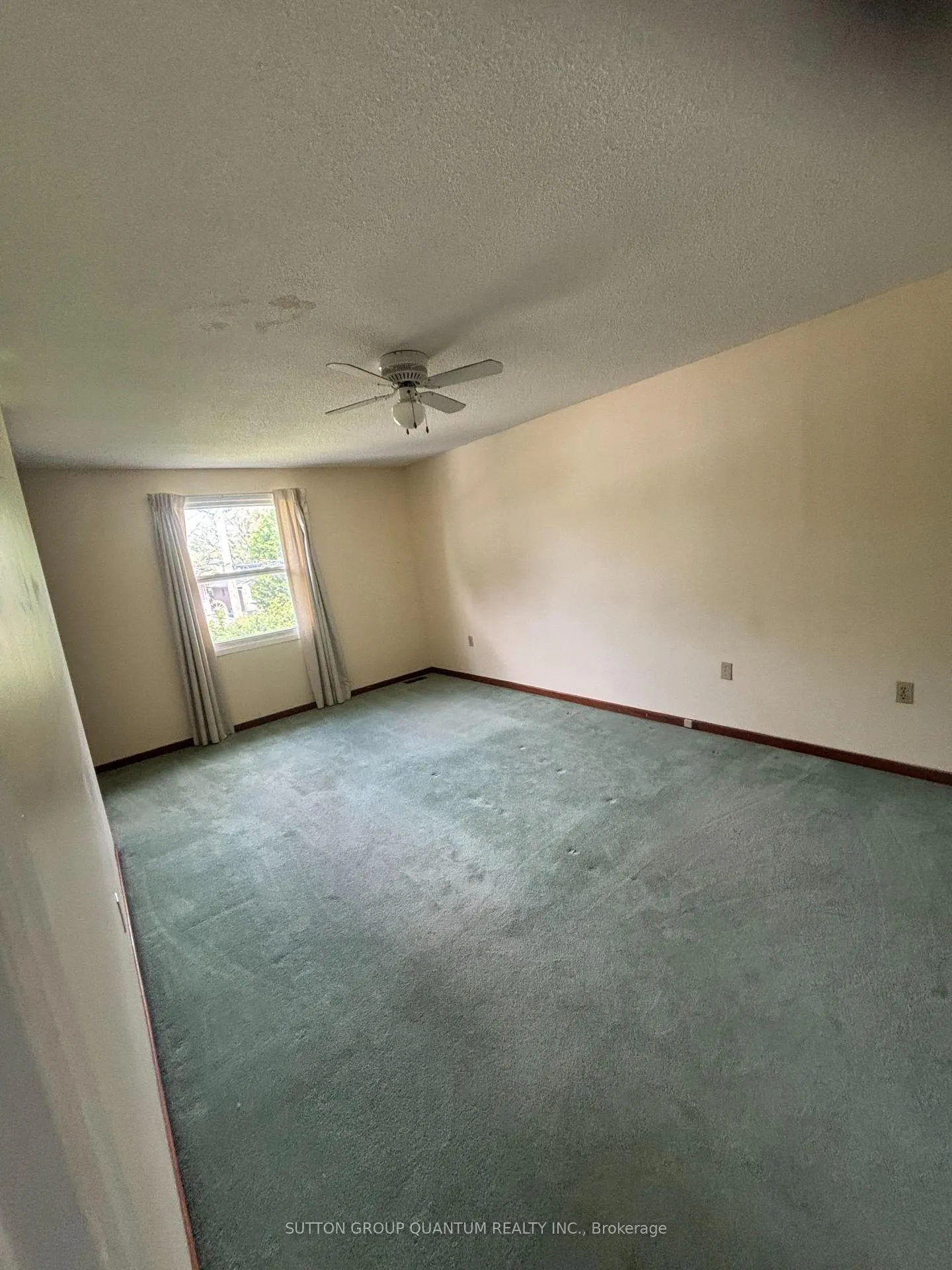 Photo 8 of 72 Teal Avenue, Hamilton, Stoney Creek — HOMEH