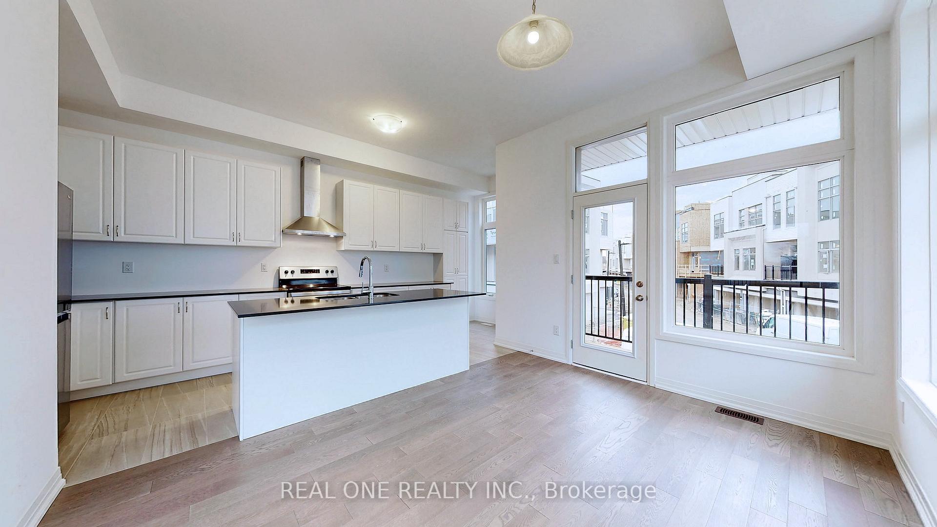 Photo 7 of 125 Markland Street, Markham, Cachet — HOMEH