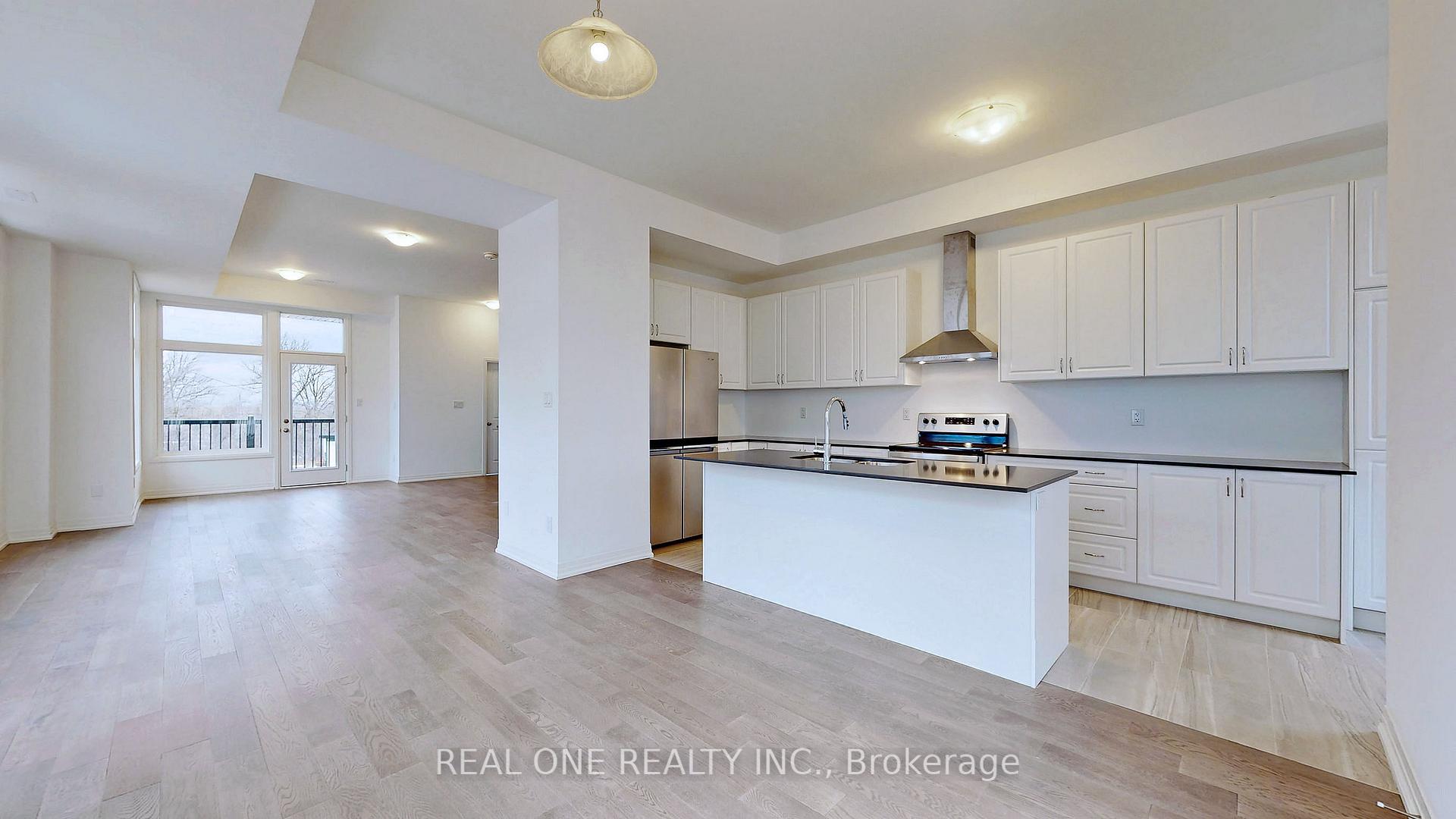Photo 8 of 125 Markland Street, Markham, Cachet — HOMEH