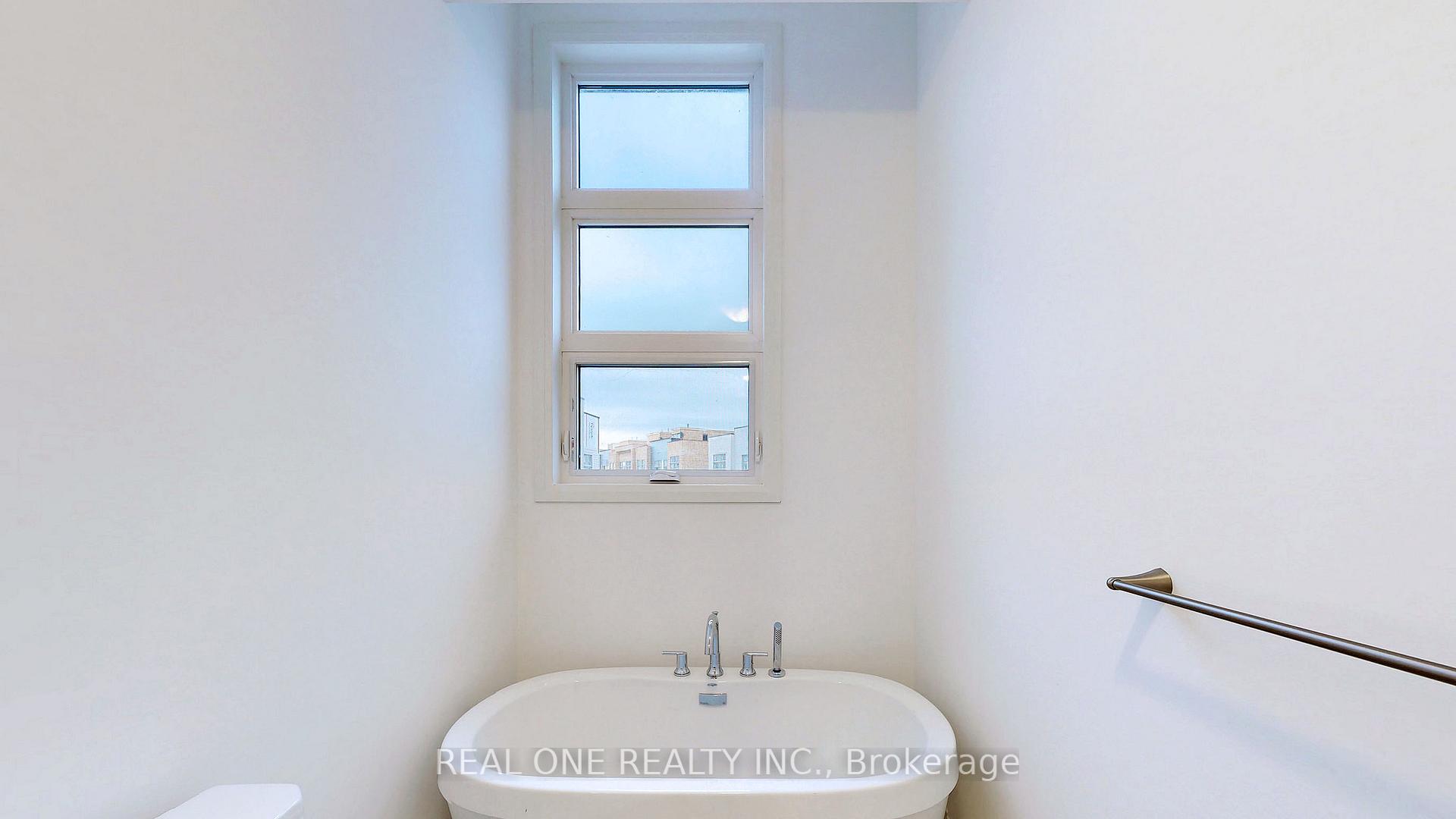 Photo 20 of 125 Markland Street, Markham, Cachet — HOMEH