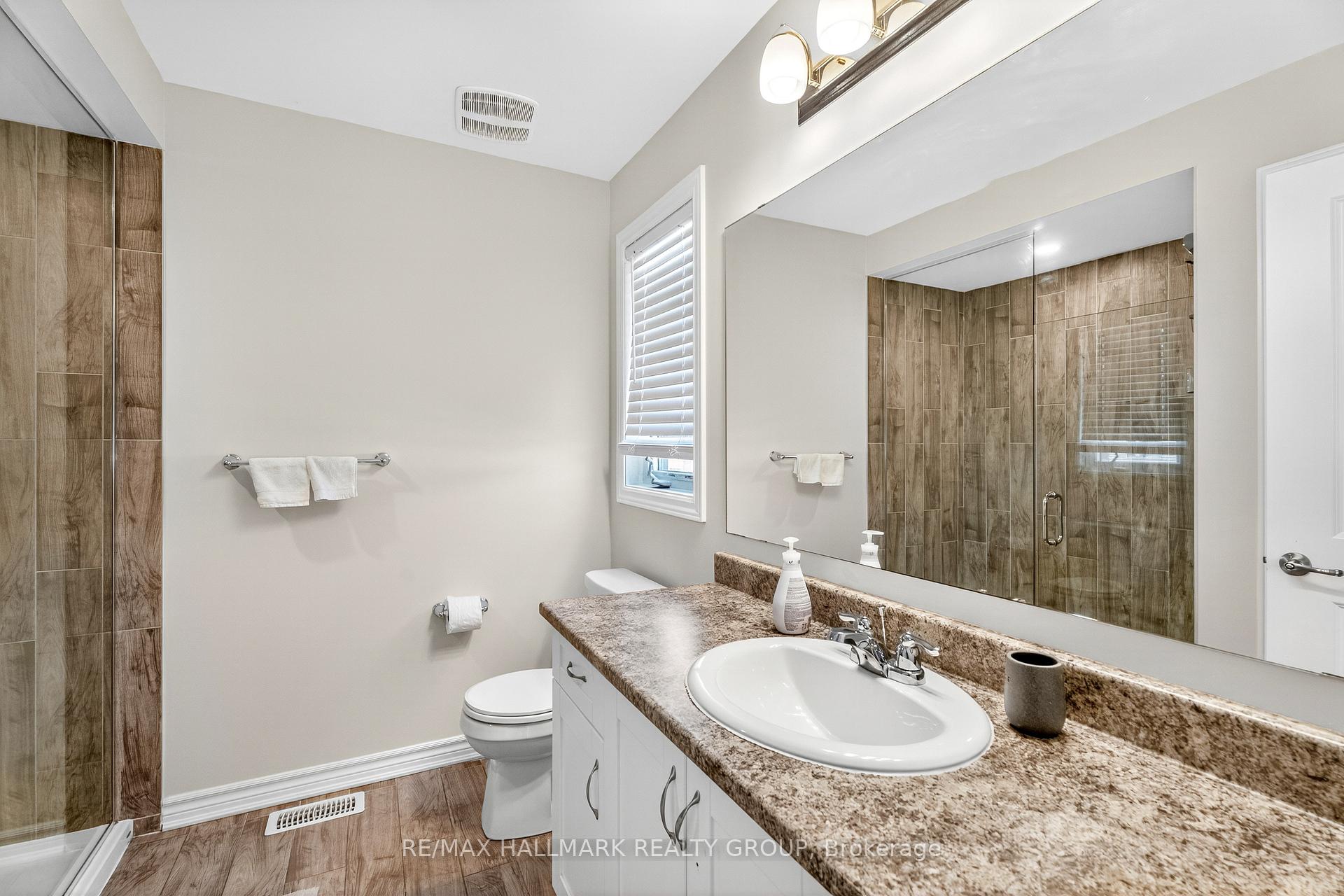 Photo 23 of 115 Pictou Crescent, Ottawa, Kanata - Emerald Meadows/Trailwest — HOMEH