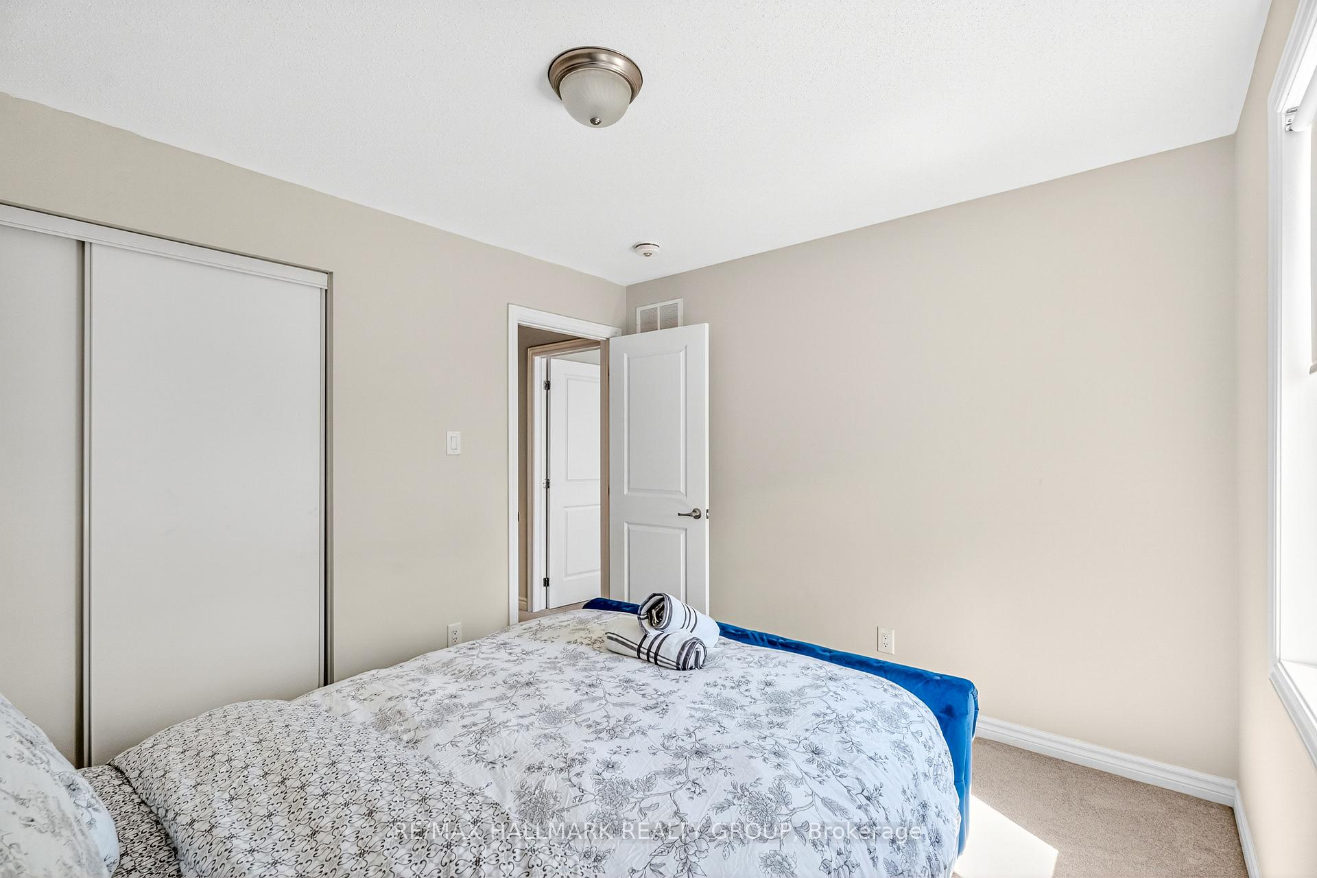 Photo 26 of 115 Pictou Crescent, Ottawa, Kanata - Emerald Meadows/Trailwest — HOMEH