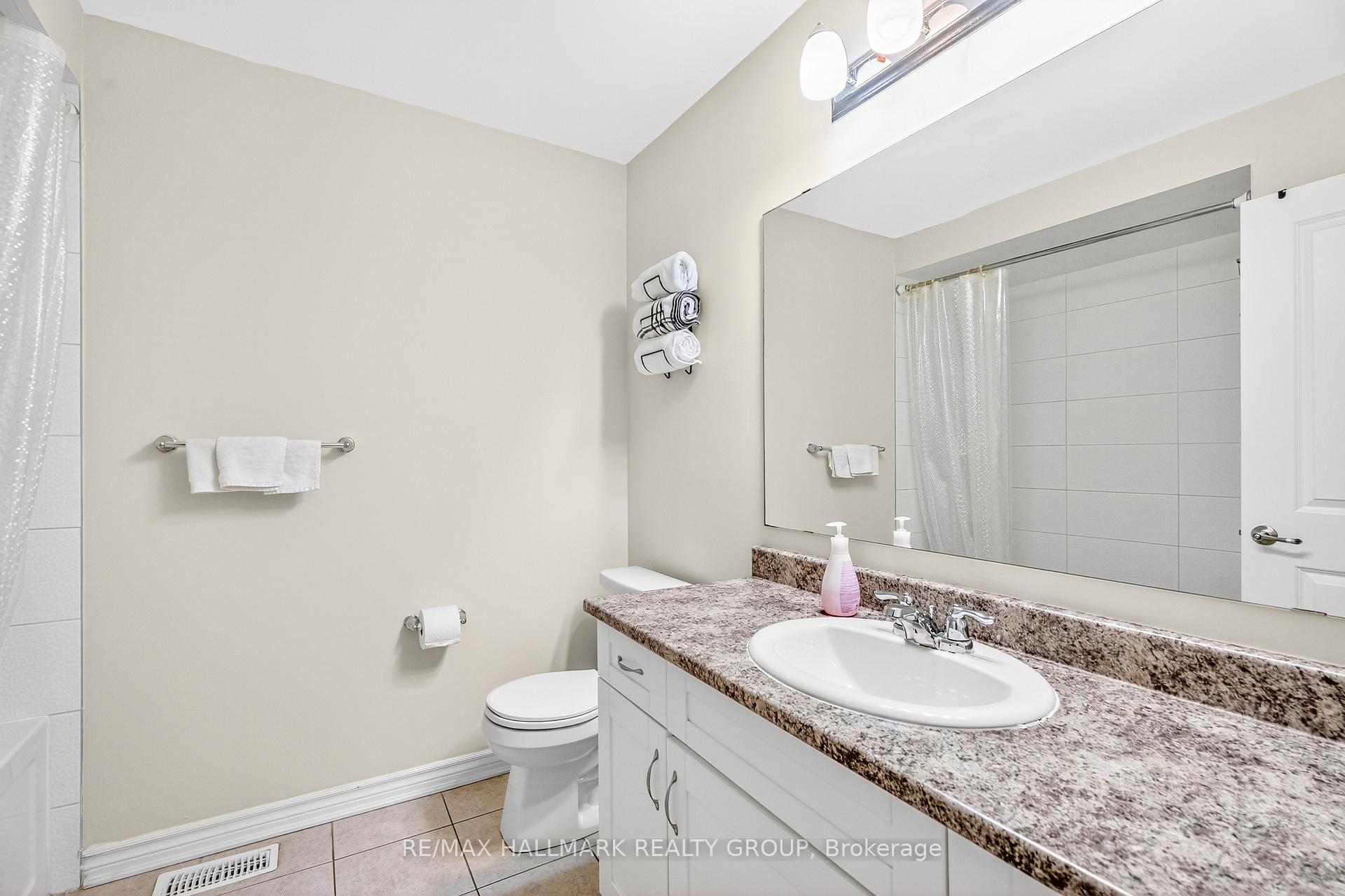 Photo 27 of 115 Pictou Crescent, Ottawa, Kanata - Emerald Meadows/Trailwest — HOMEH