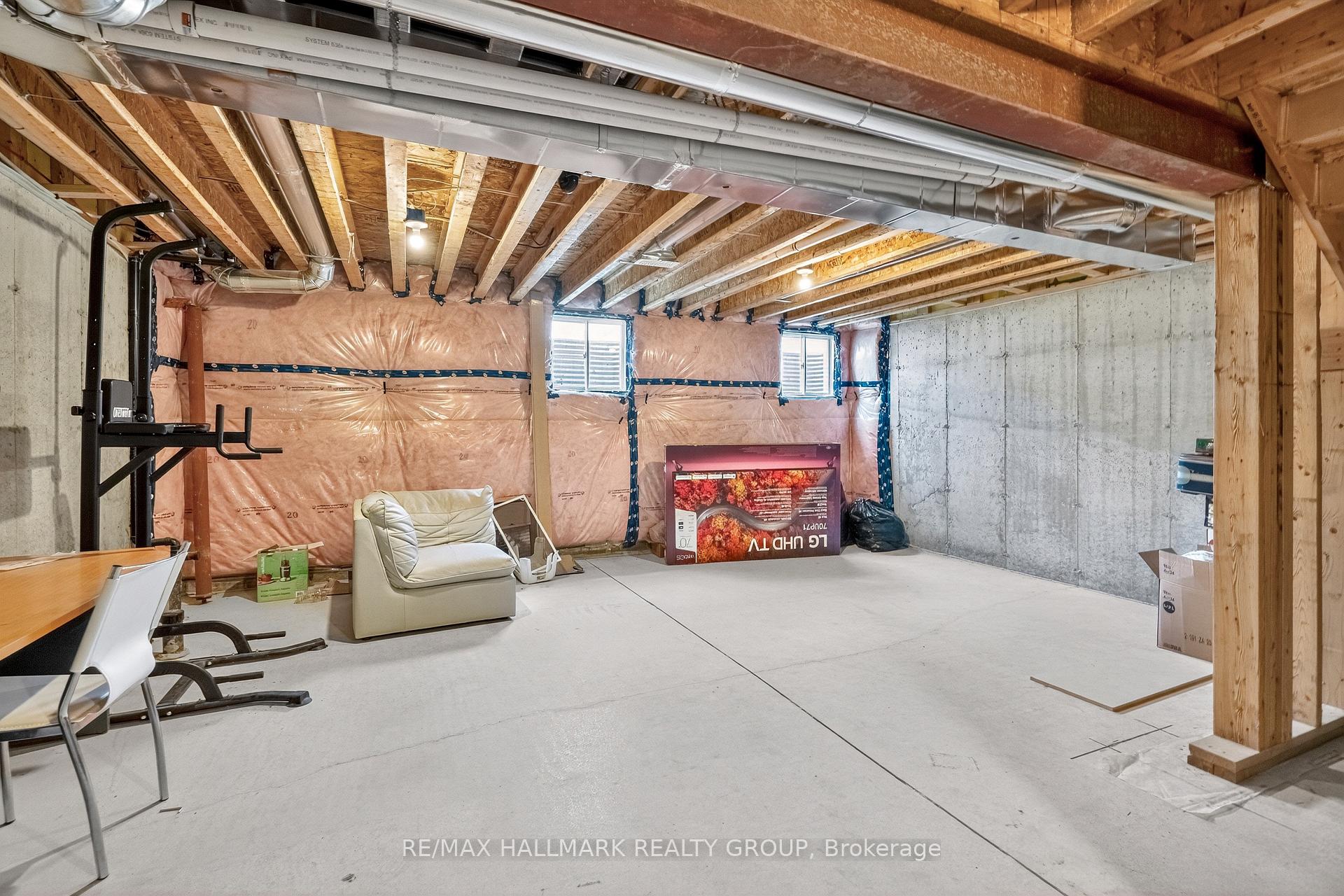 Photo 31 of 115 Pictou Crescent, Ottawa, Kanata - Emerald Meadows/Trailwest — HOMEH